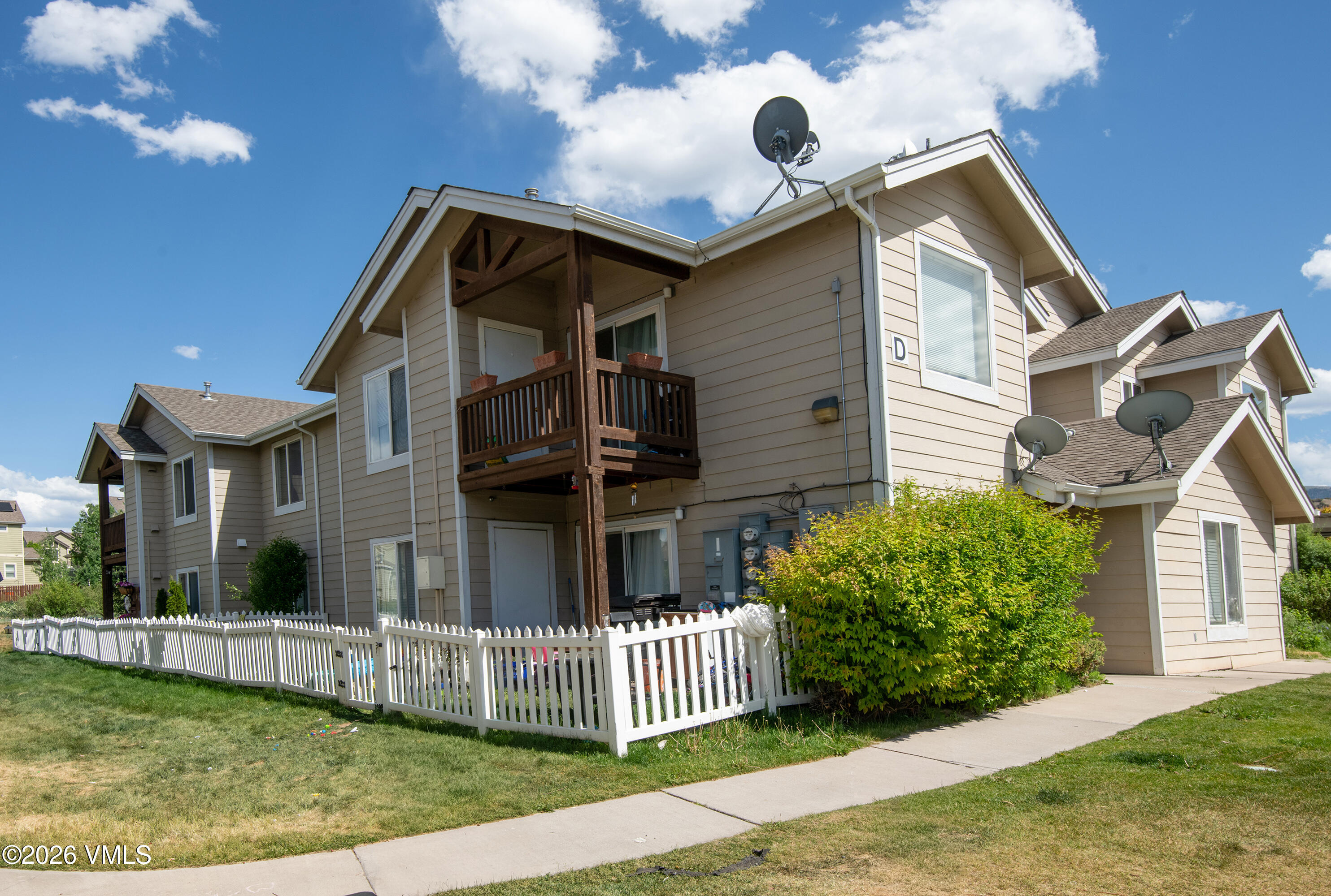 127 Jules D-201 Property Photo 2