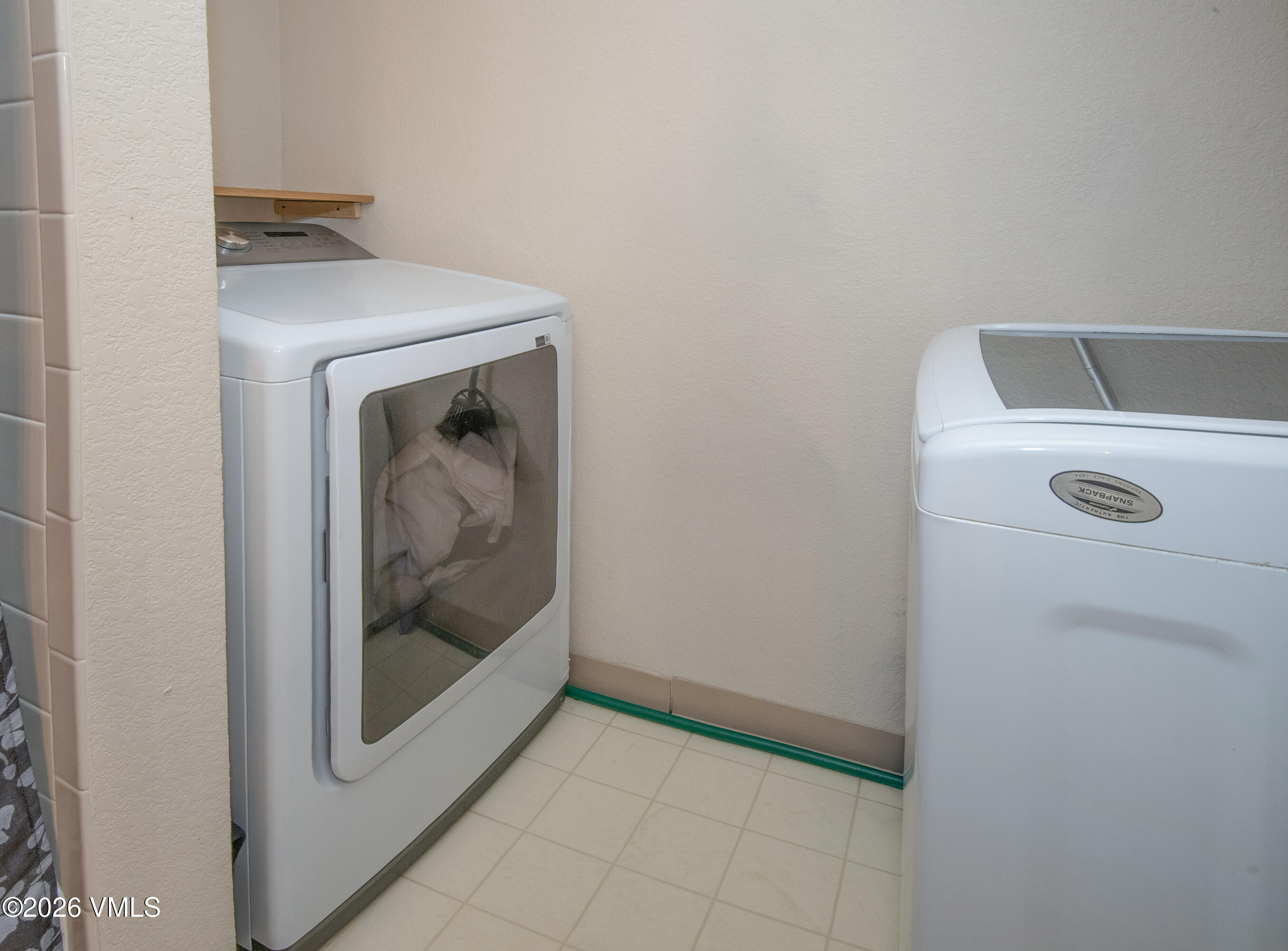 127 Jules D-201 Property Photo 13
