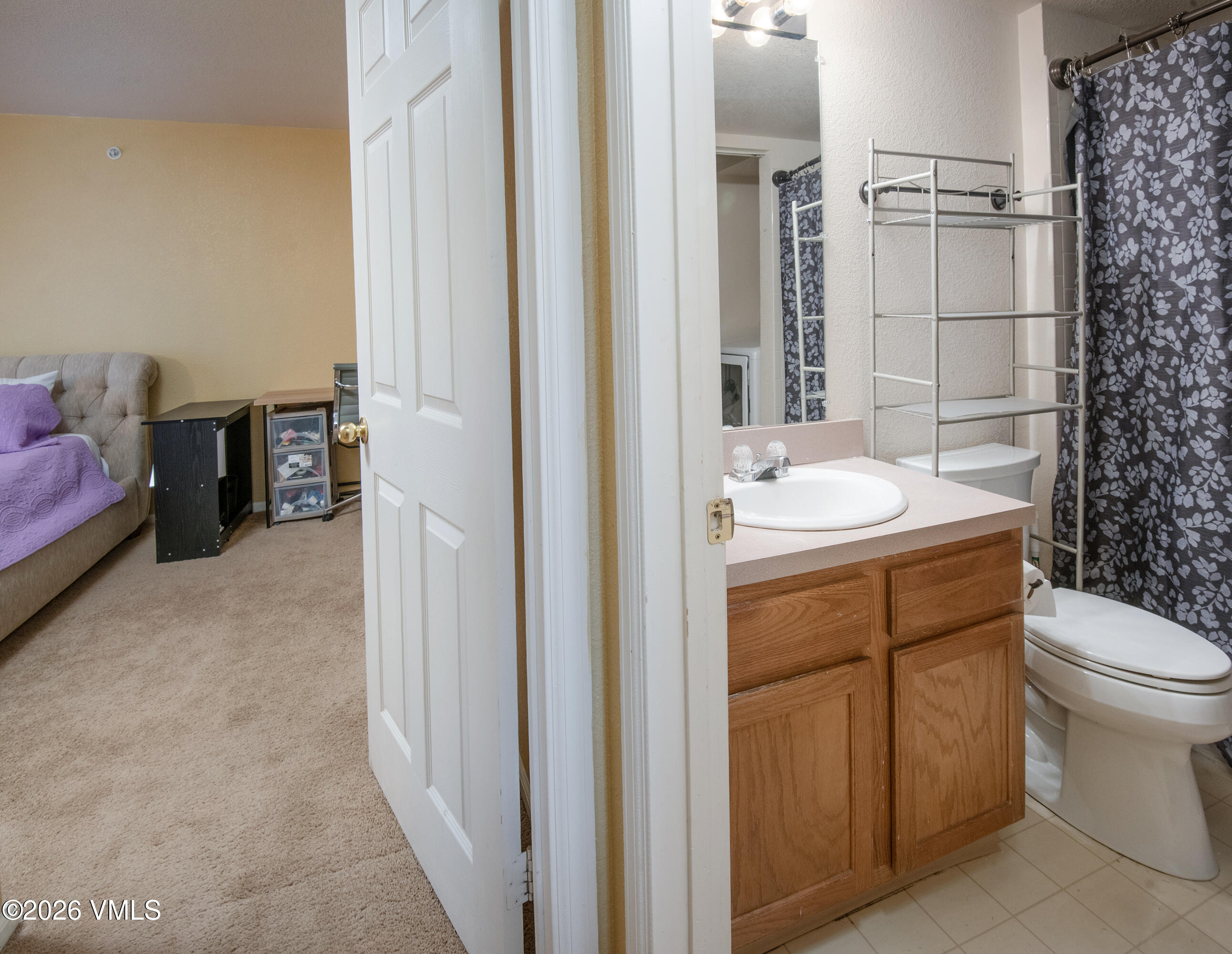 127 Jules D-201 Property Photo 14
