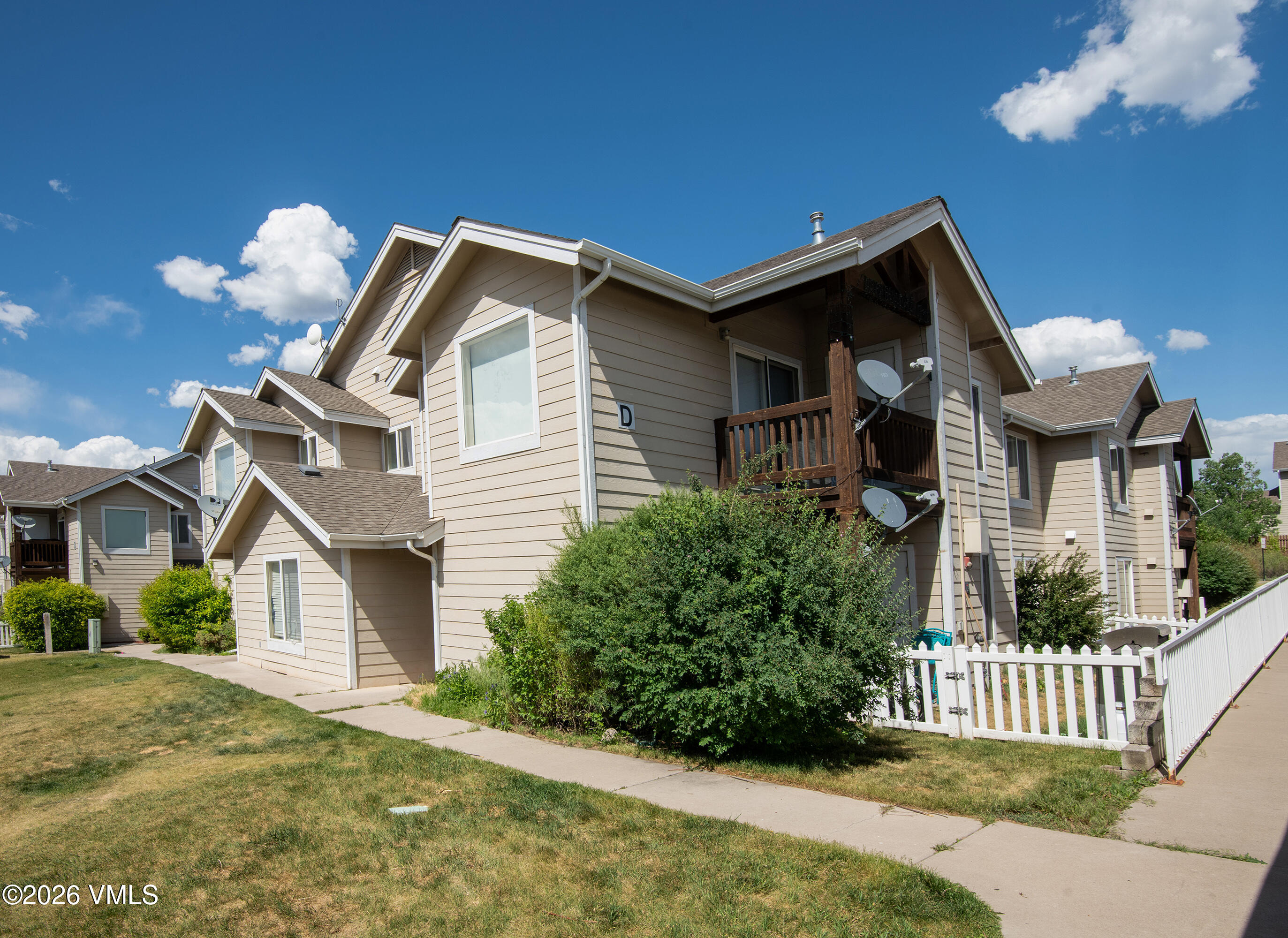 127 Jules D-201 Property Photo 21