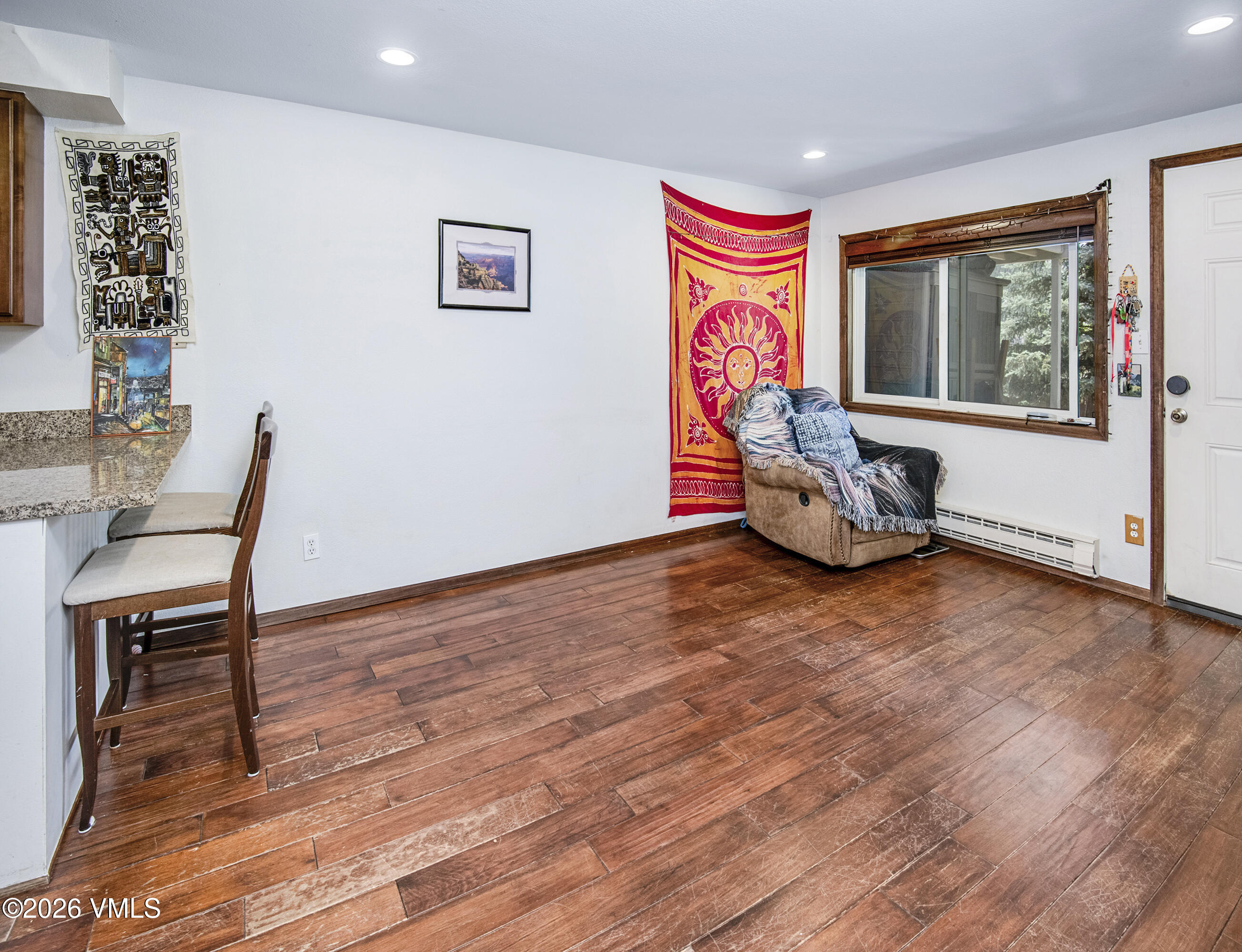 371 Nottingham 4-e Property Photo 3