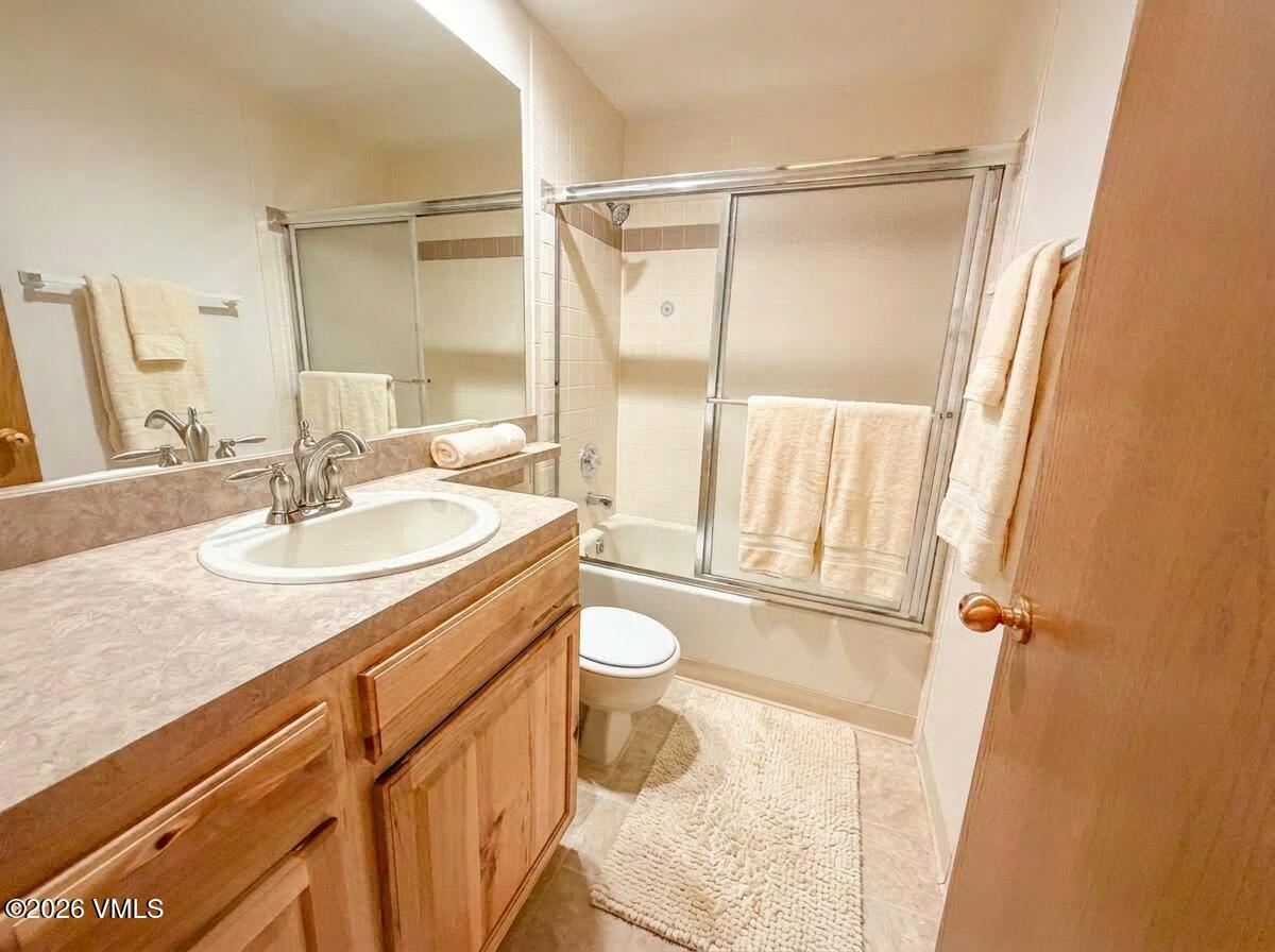 137 Benchmark Road 216 Property Photo 9