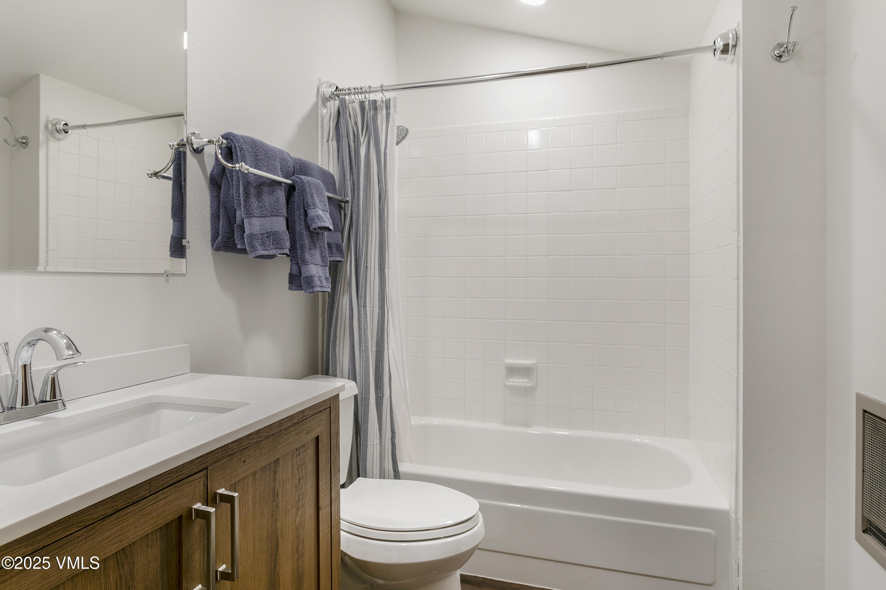 54 Columbine Circle B14 Property Photo 16