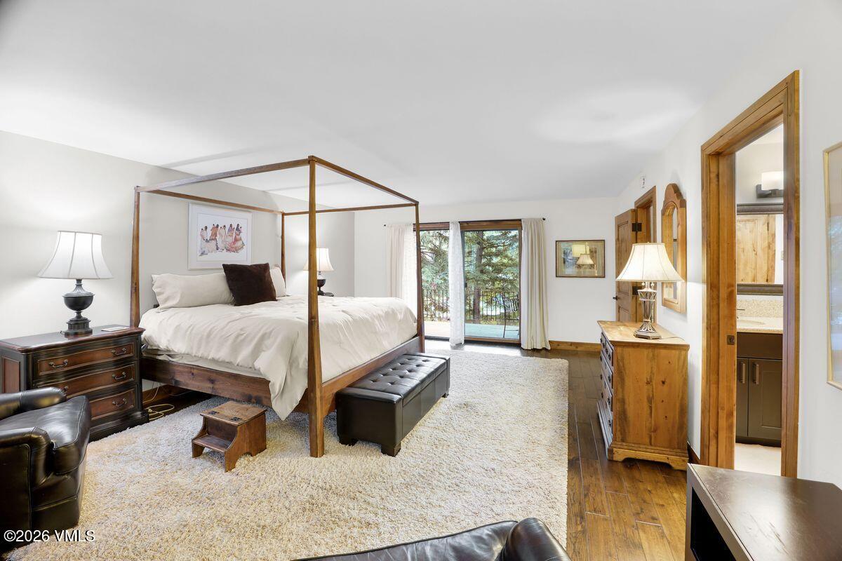 1462 Greenhill Court Property Photo 16