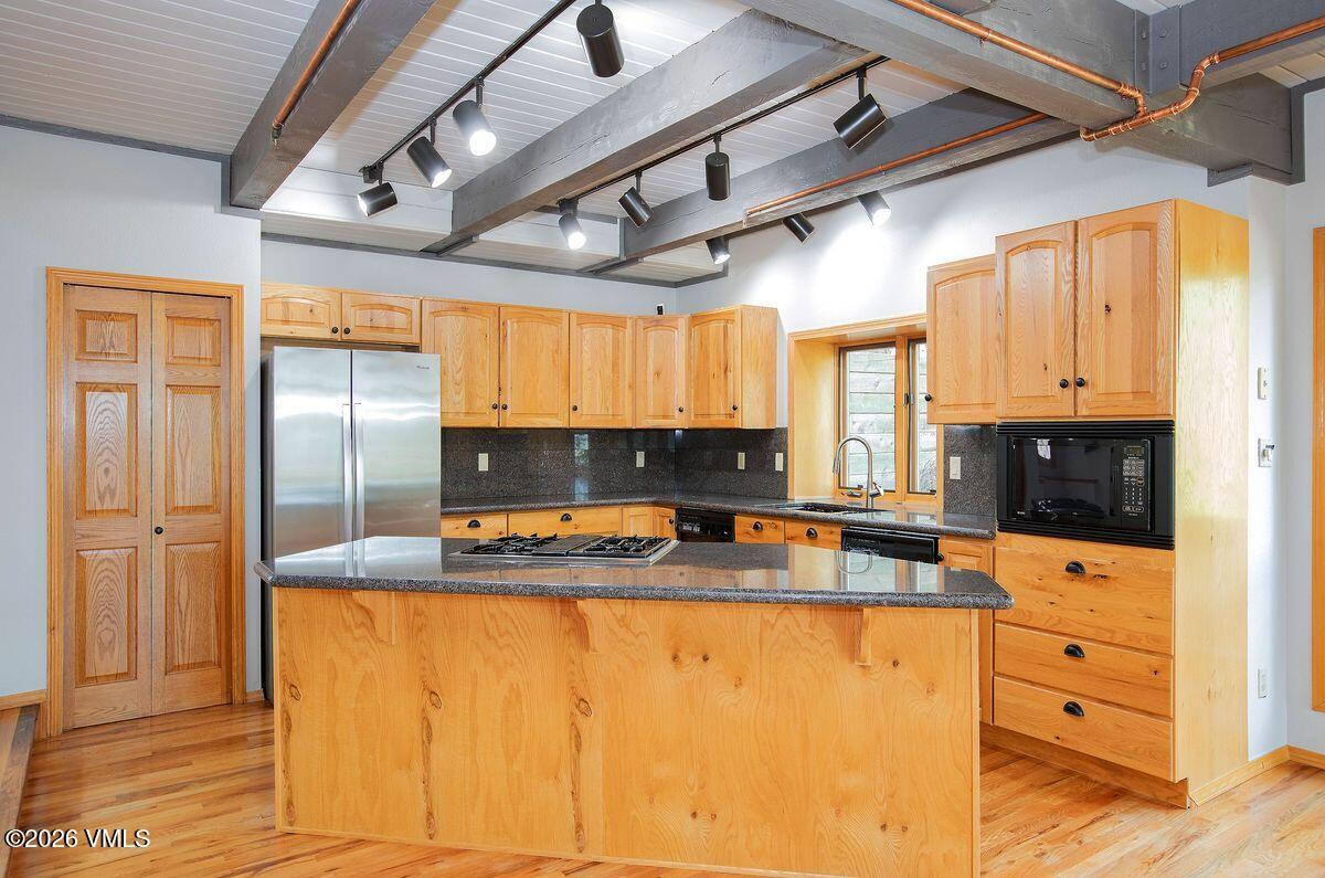 1410 Buffehr Creek #b Property Photo 11