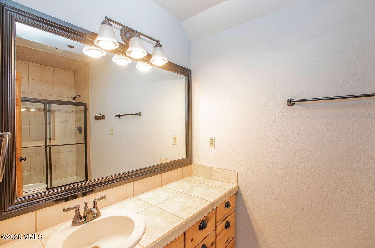 1410 Buffehr Creek #b Property Photo 27