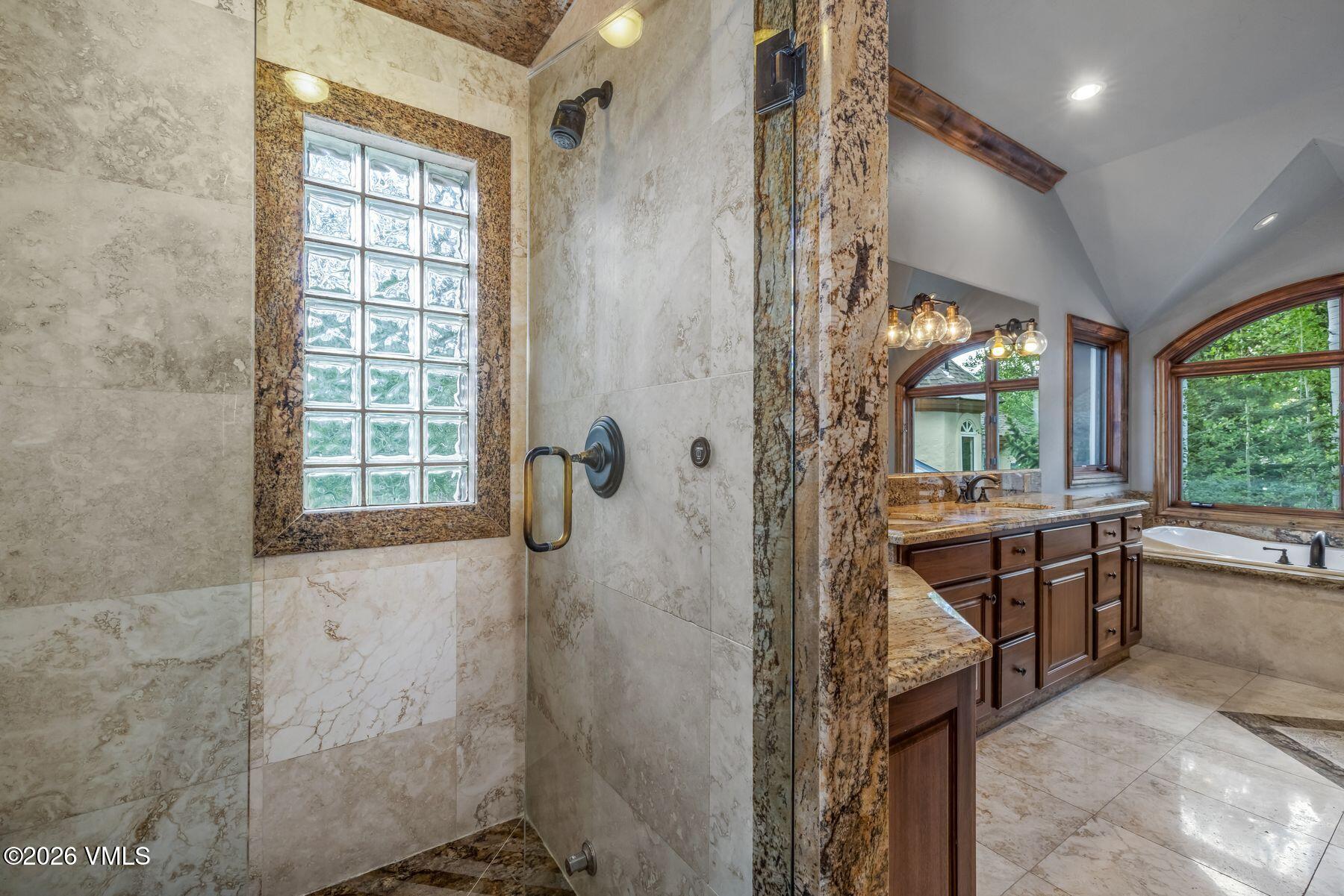 2080 Meadow Brook Drive Property Photo 17