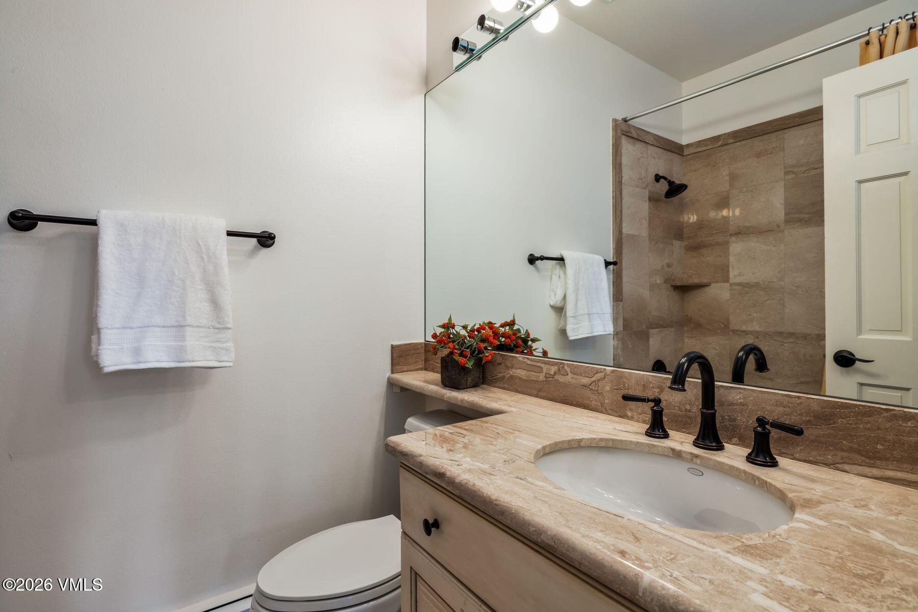 2080 Meadow Brook Drive Property Photo 24