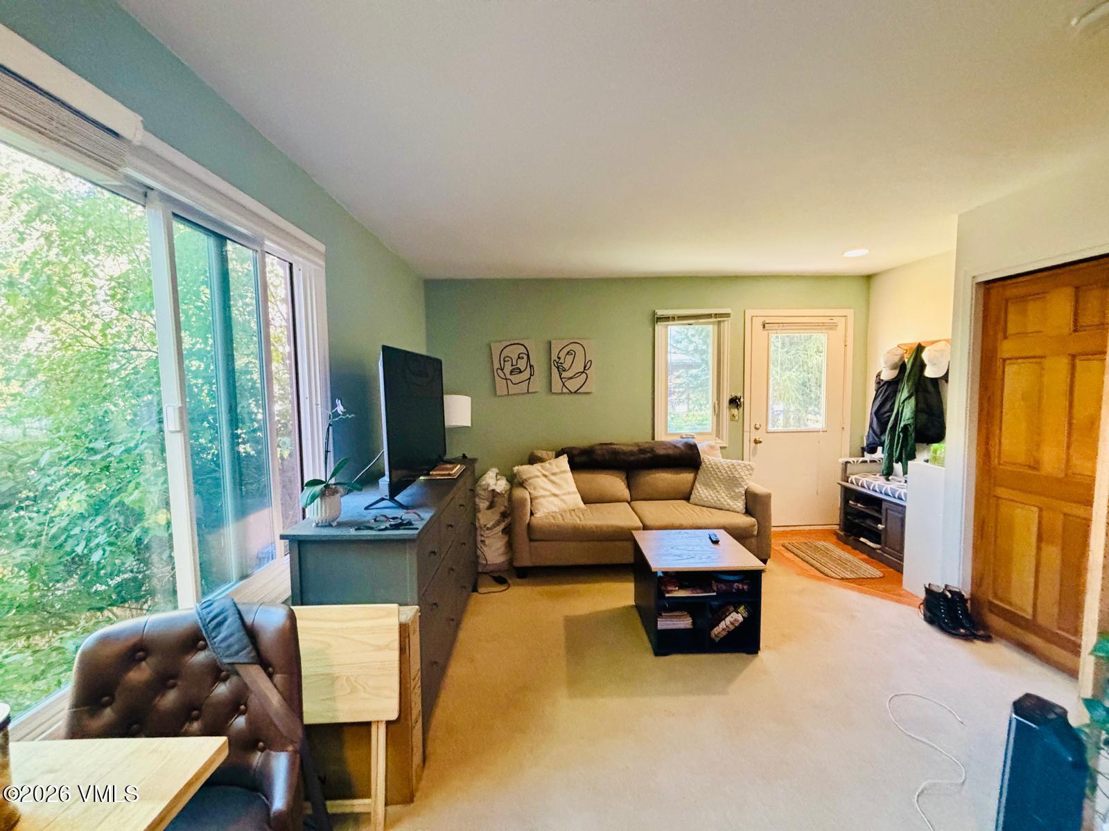 87 Deer Run Property Photo 34