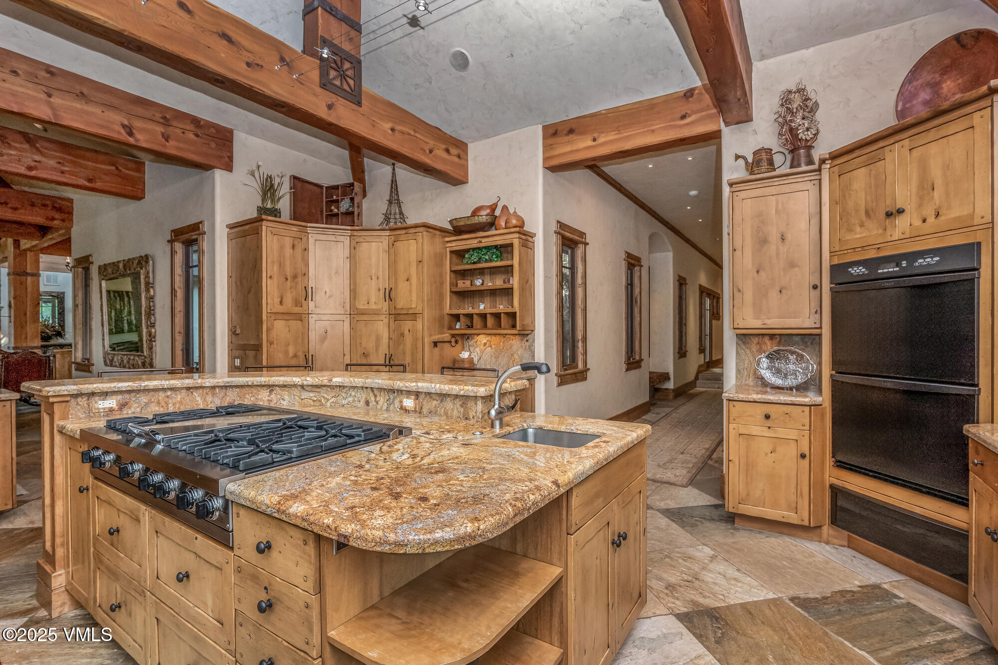 135 Andorra Road Property Photo 15