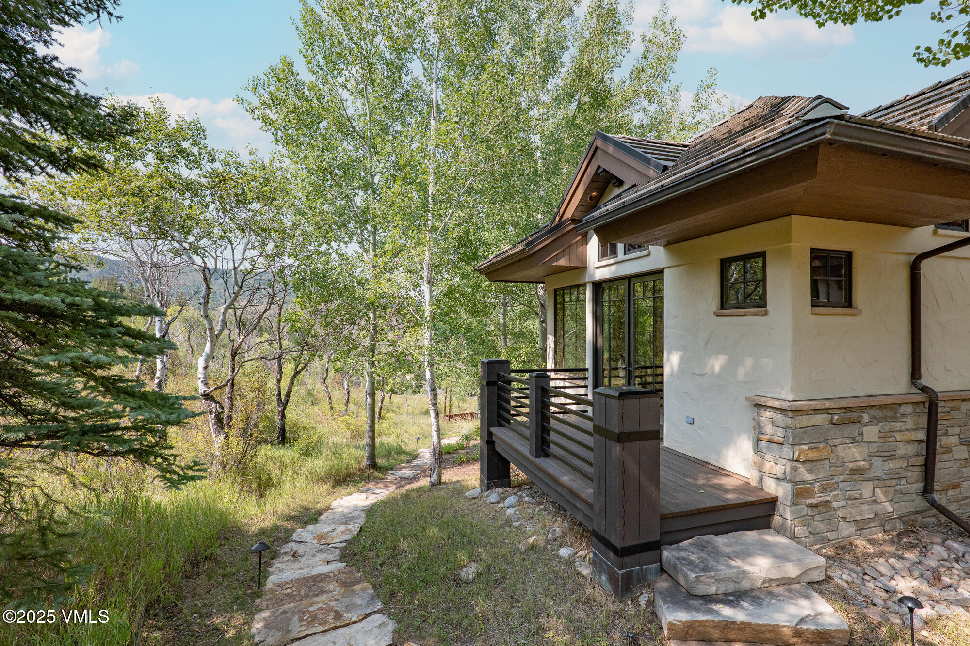 135 Andorra Road Property Photo 29