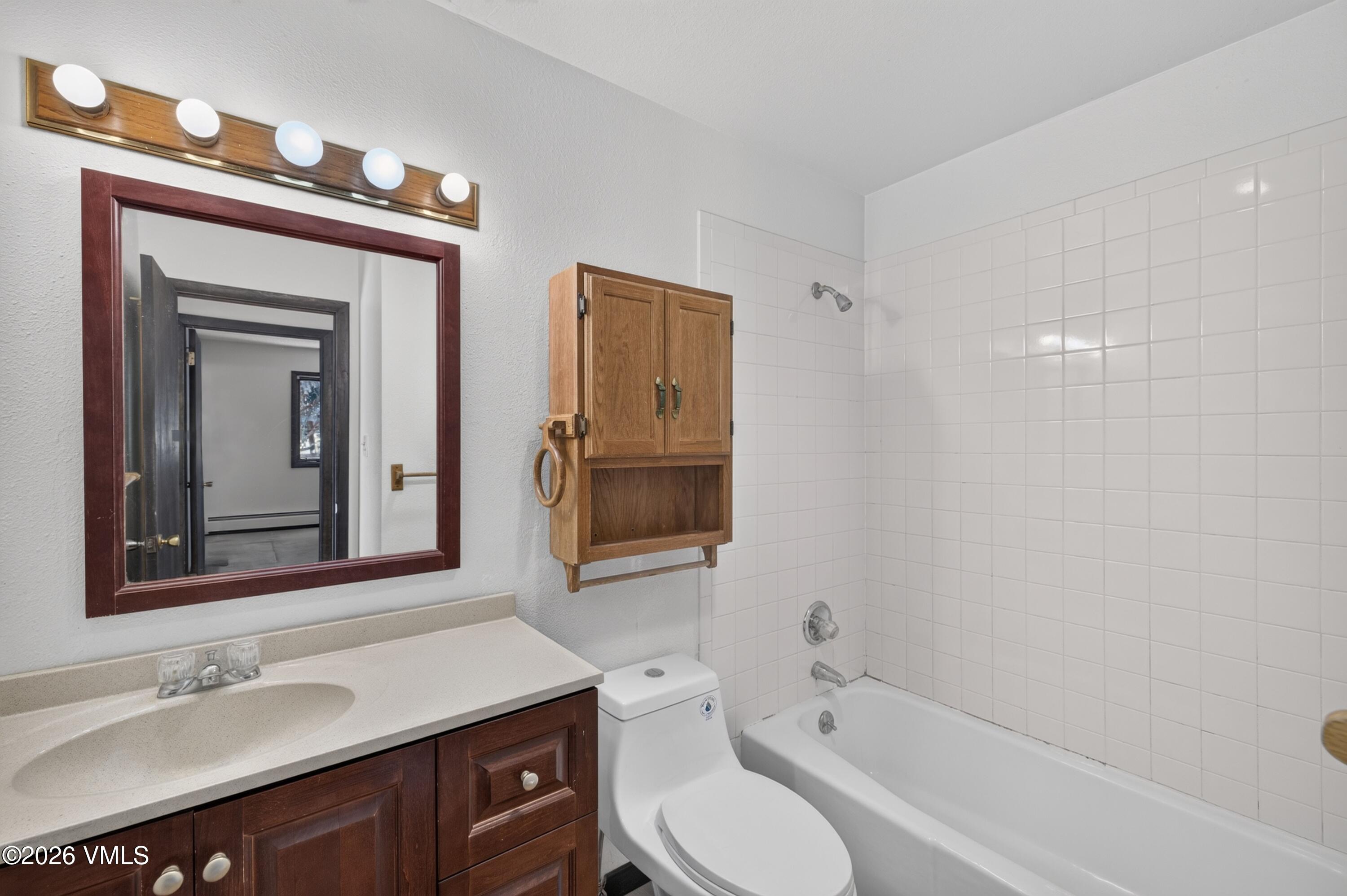 2437 Chamonix Lane Apt A2 Property Photo 16