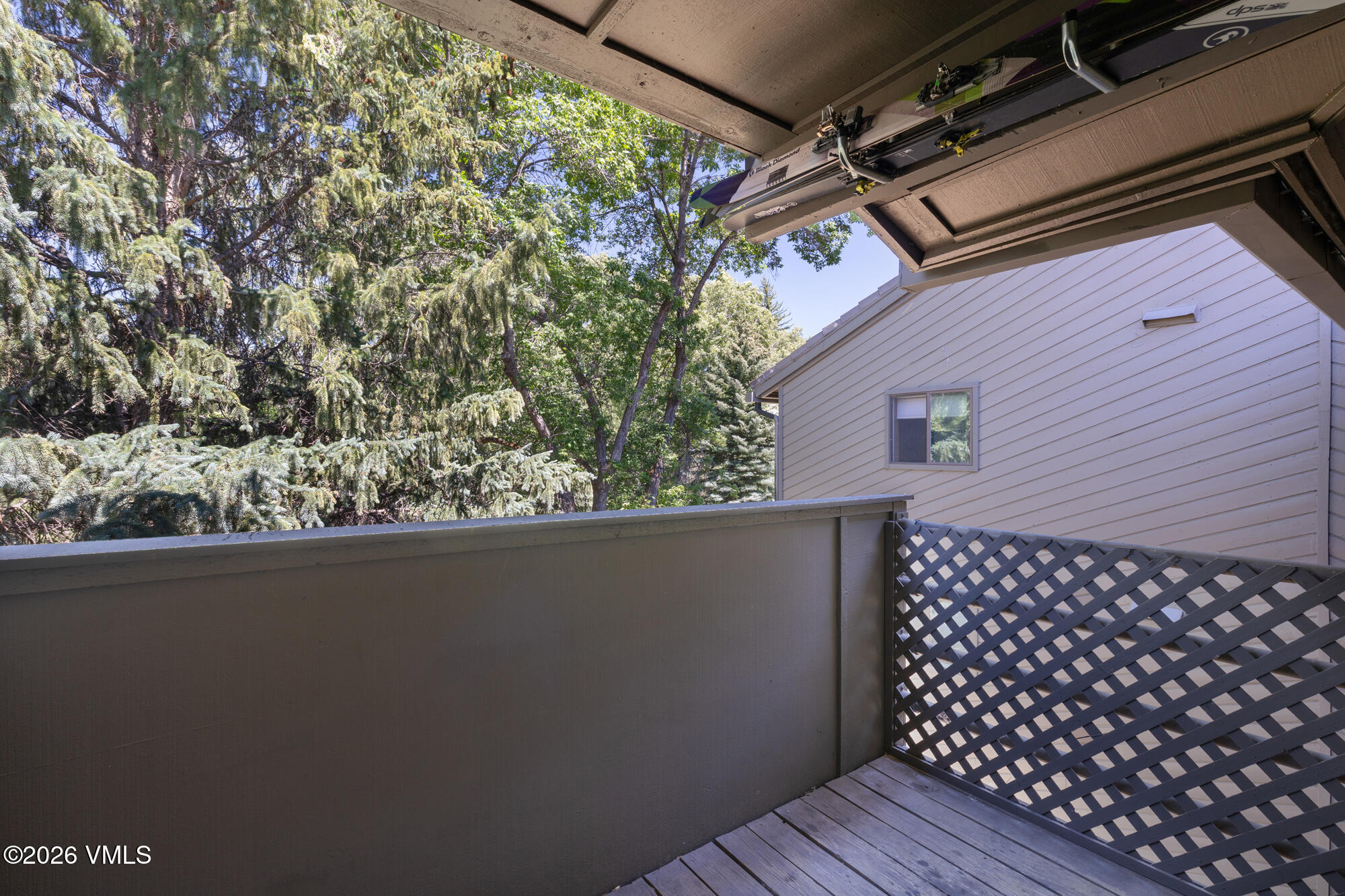 1050 W Beaver Creek #e304 Property Photo 19