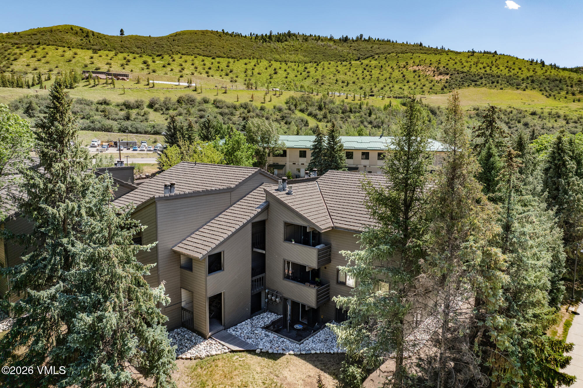 1050 W Beaver Creek #e304 Property Photo 23