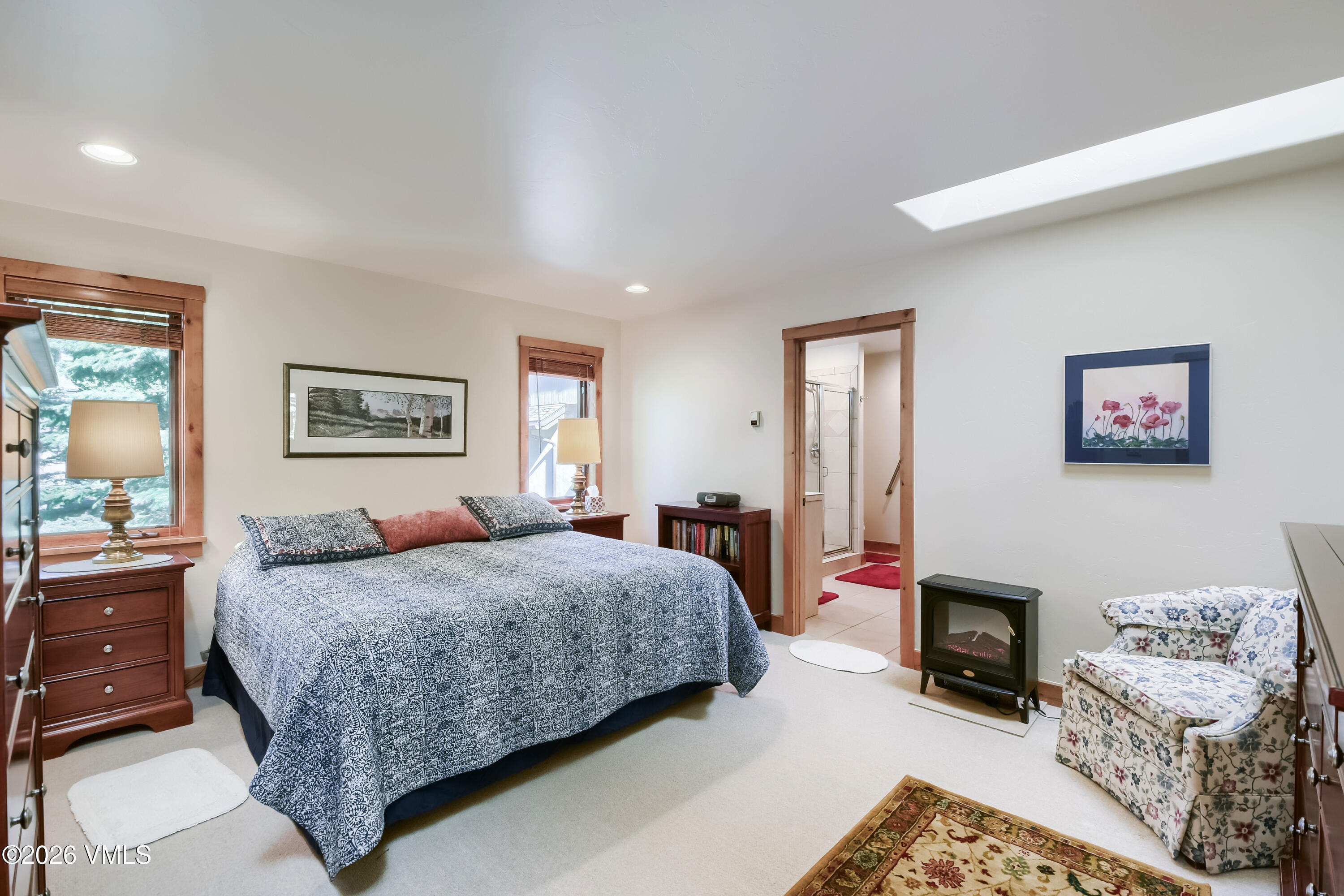 2350 Saddle Ridge Property Photo 4