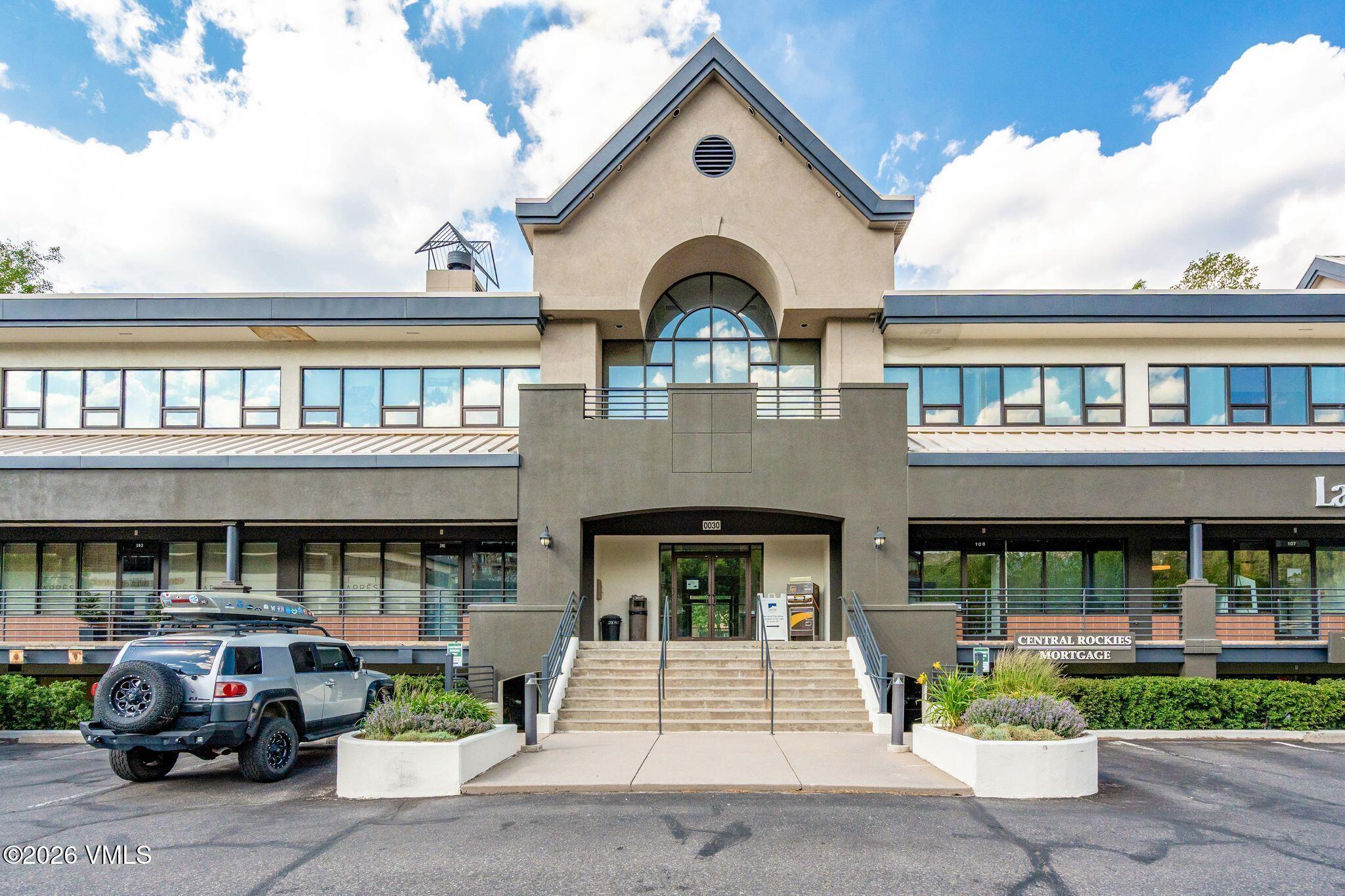 30 Benchmark Road # G5 Property Photo 1