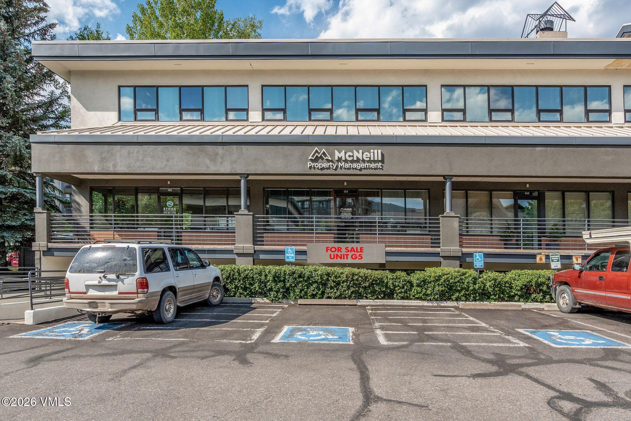 30 Benchmark Road # G5 Property Photo 2