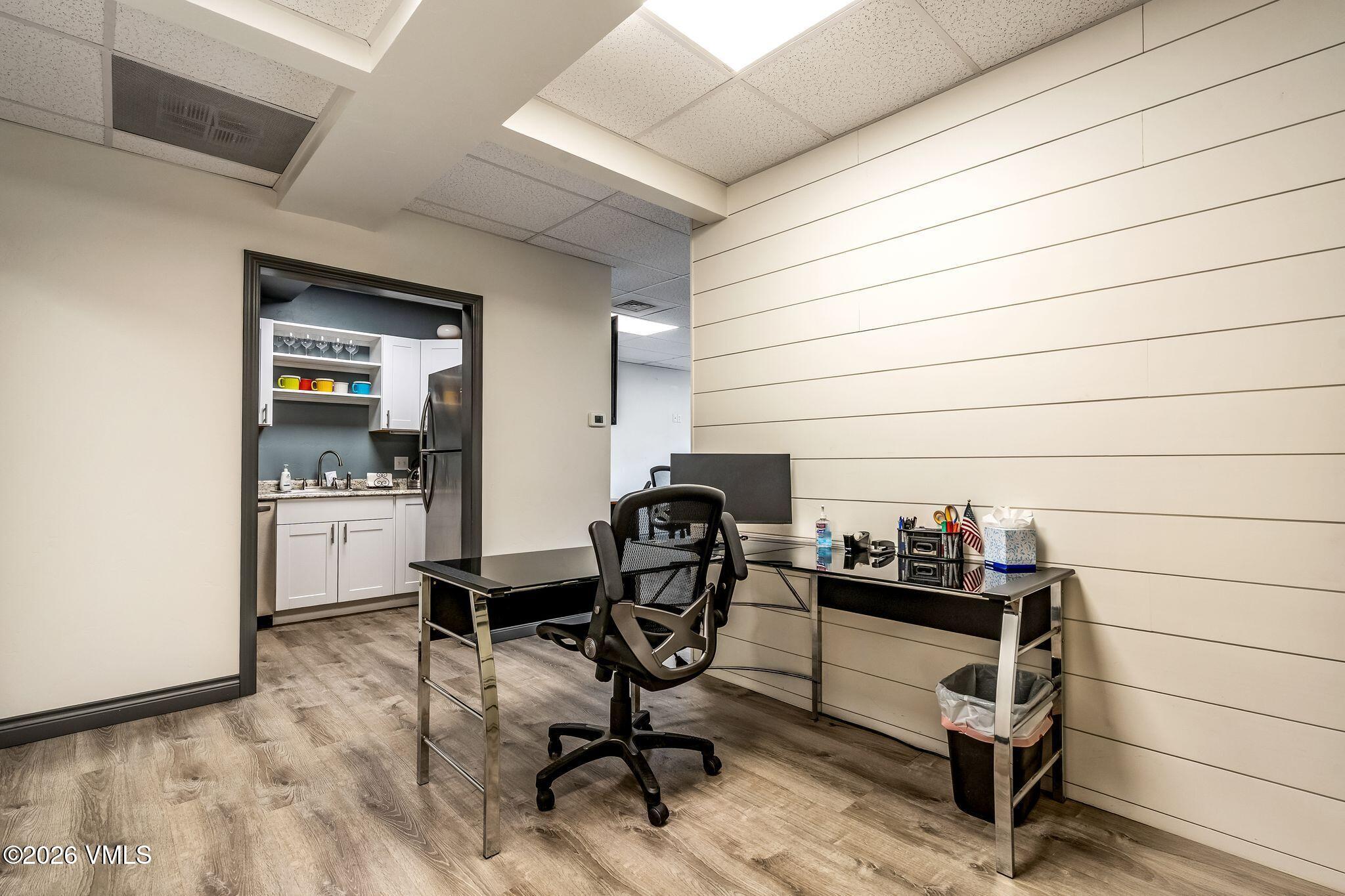 30 Benchmark Road # G5 Property Photo 11