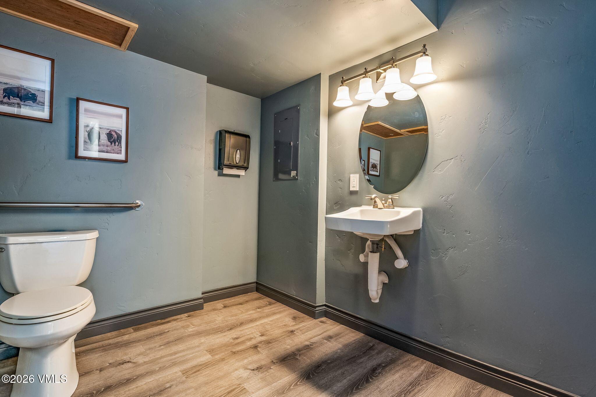 30 Benchmark Road # G5 Property Photo 17