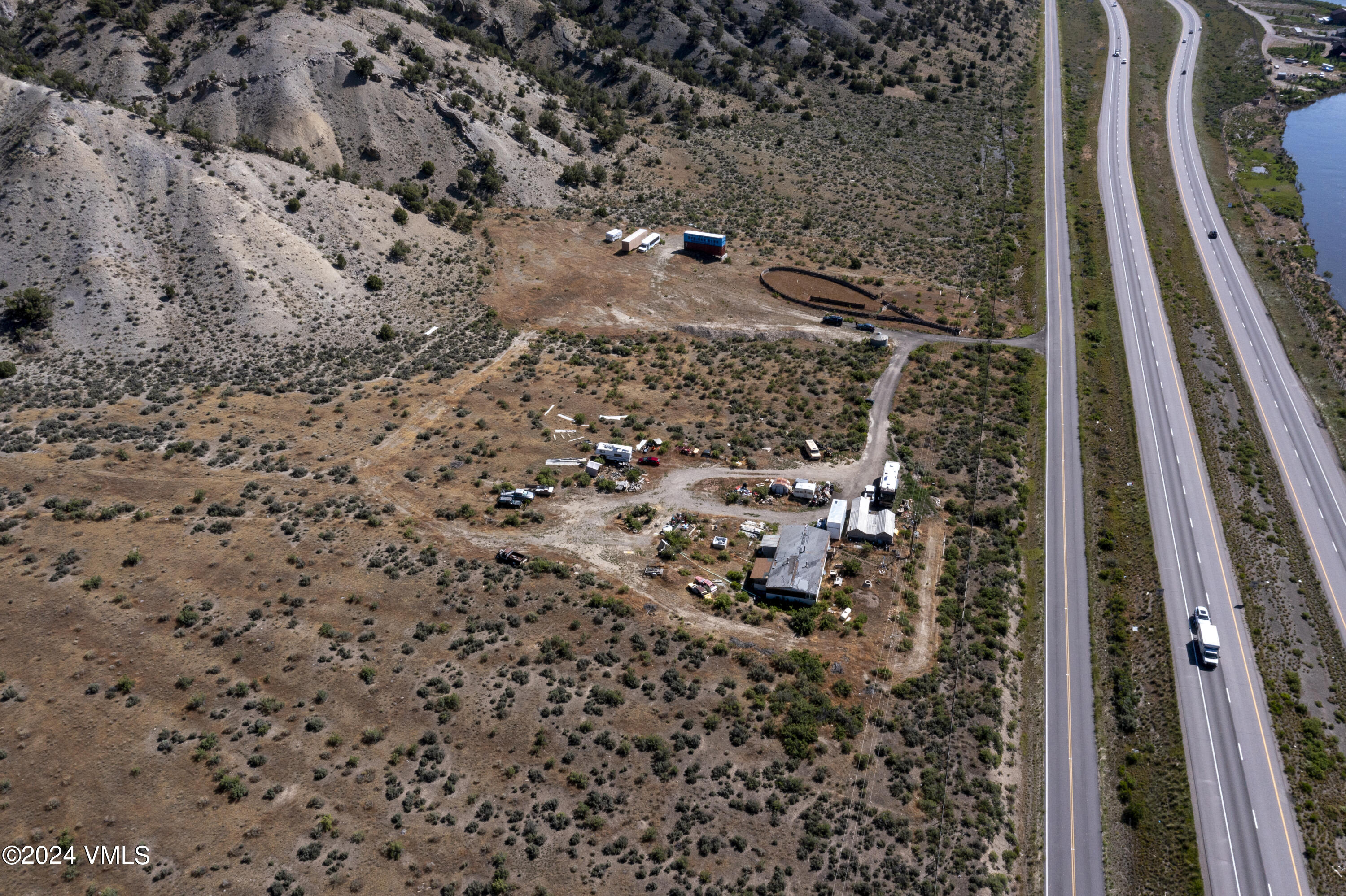1405 Hwy 6 Property Photo 18