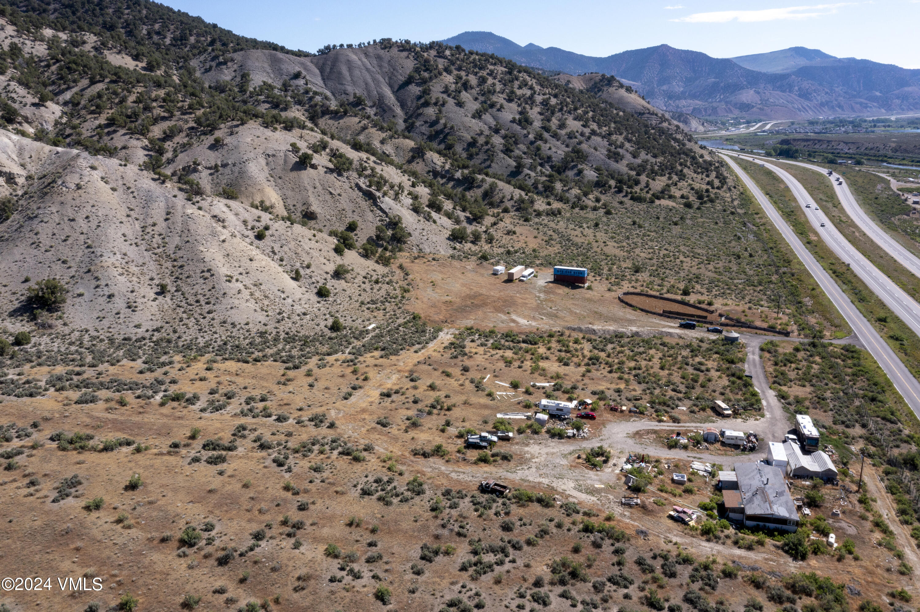 1405 Hwy 6 Property Photo 24