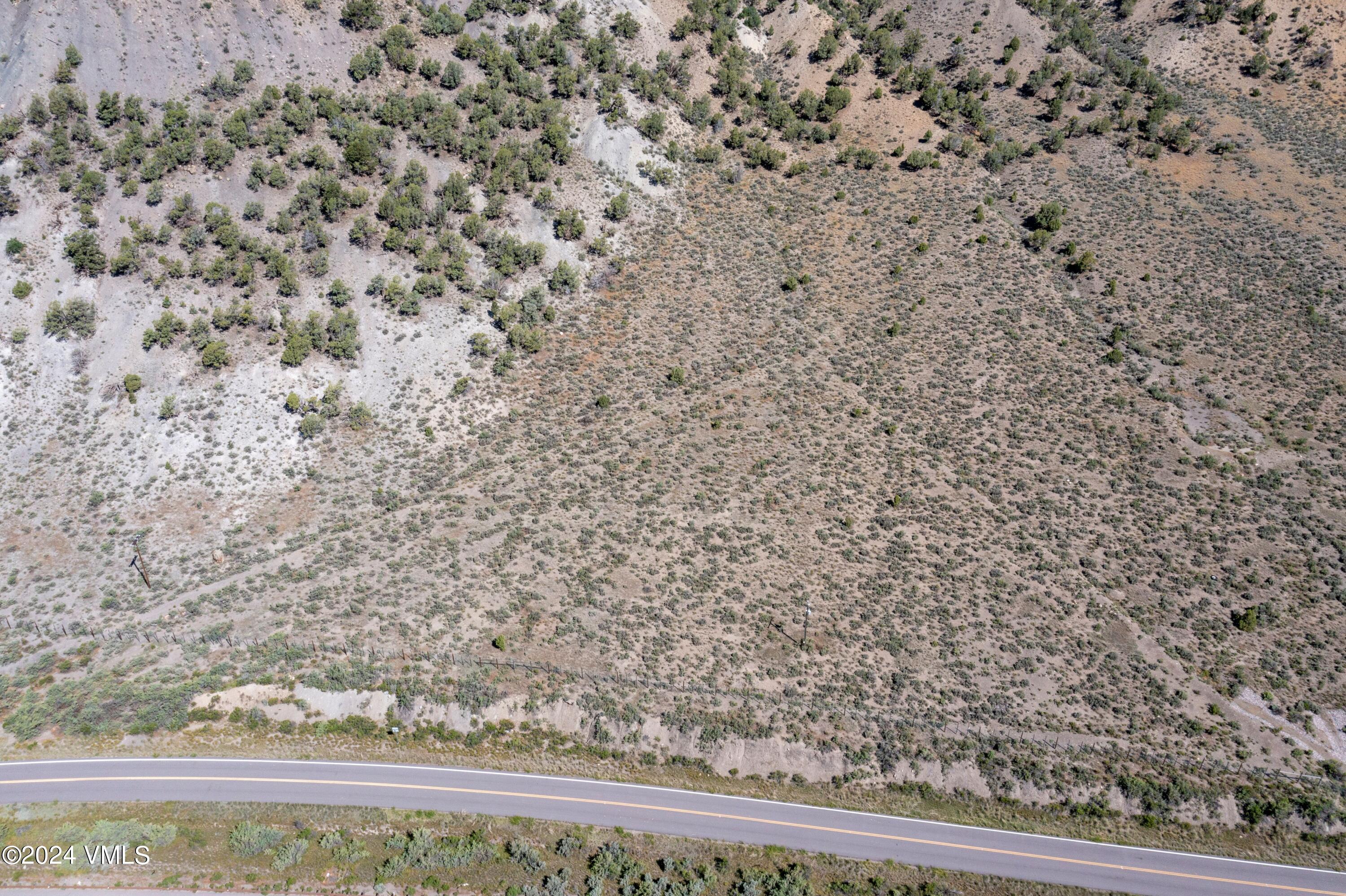 1405 Hwy 6 Property Photo 32