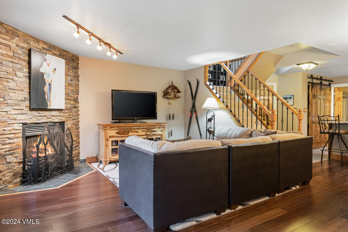 4192 Spruce Way 207-A