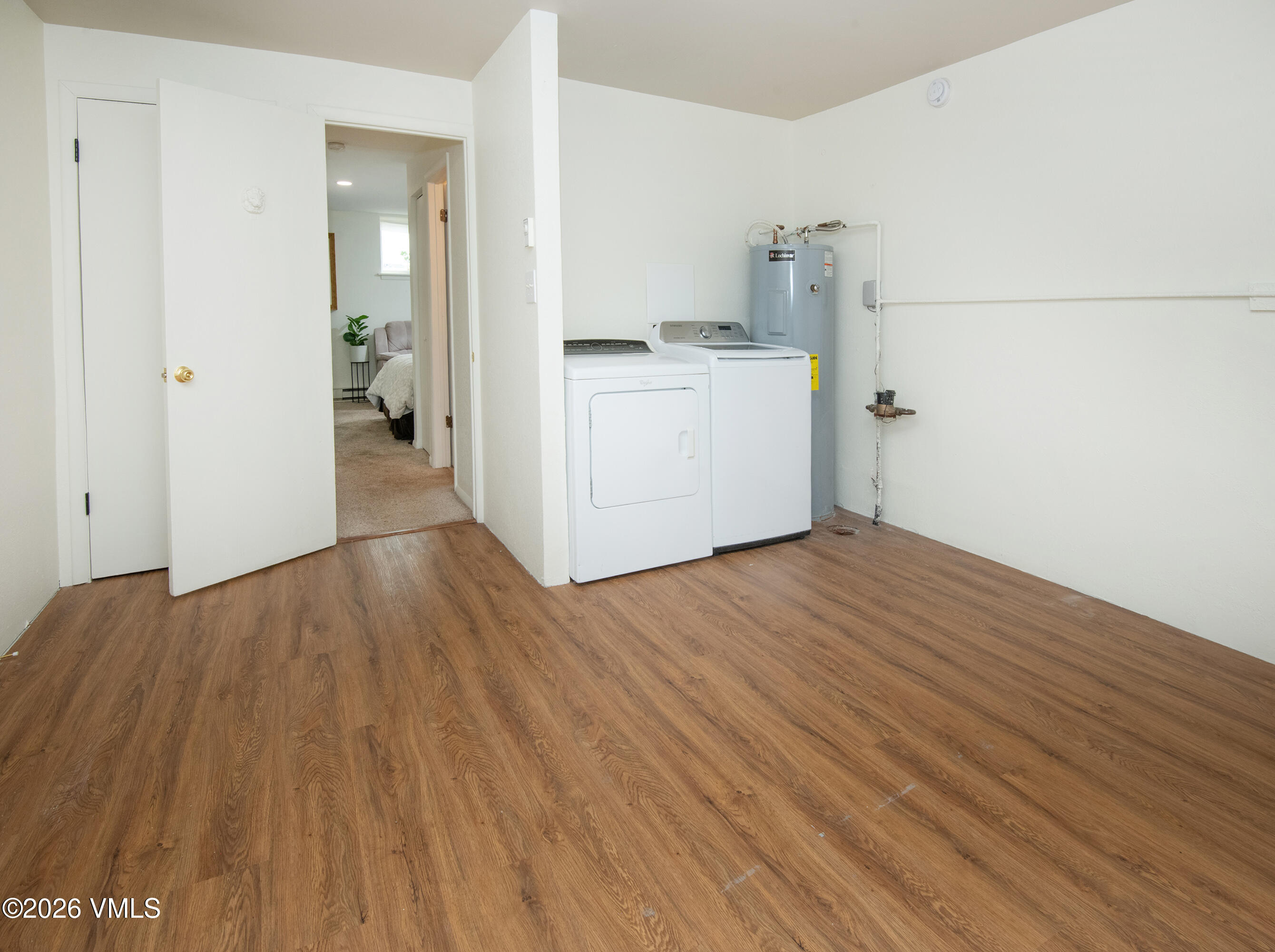 85 Chambers Avenue 10 Property Photo 26