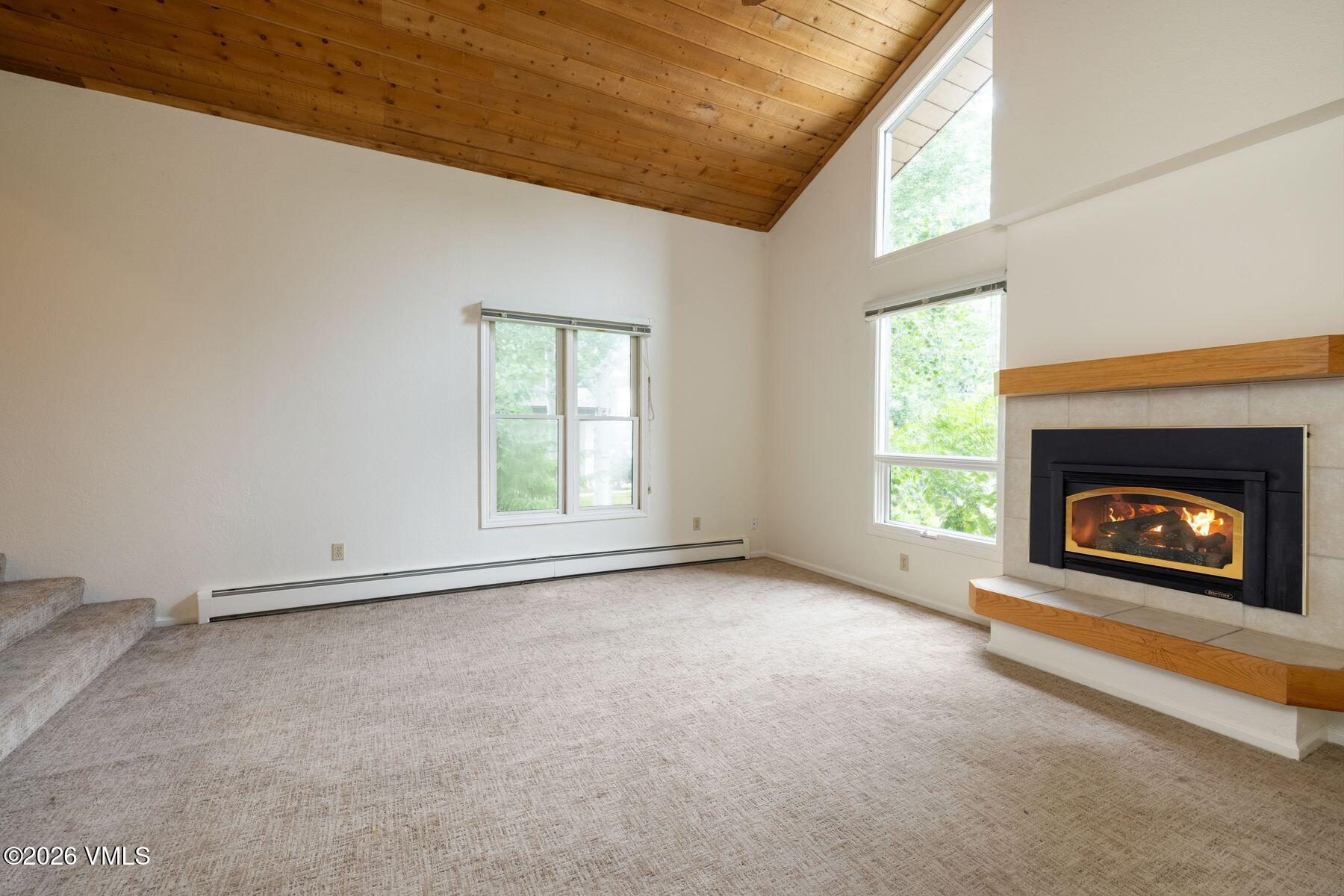 588 Stone Creek Drive W Property Photo 8