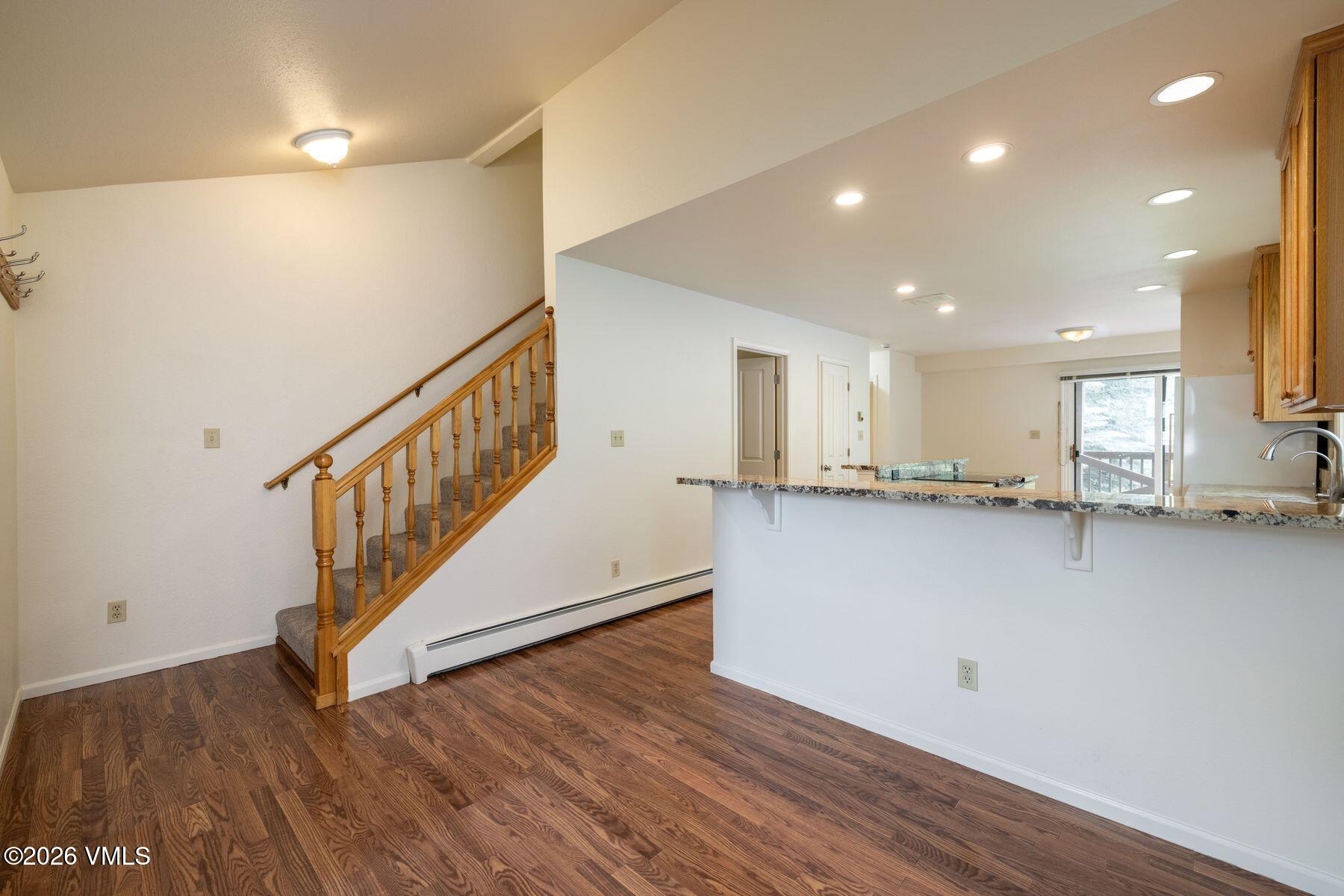588 Stone Creek Drive W Property Photo 12