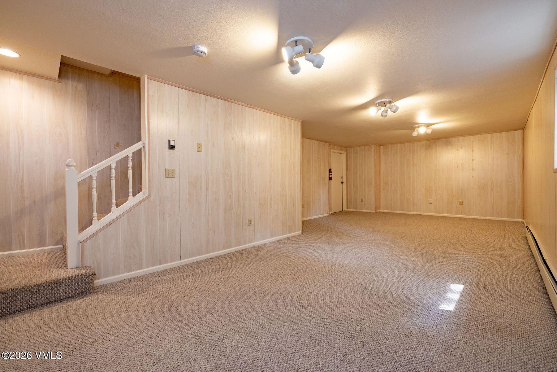 588 Stone Creek Drive W Property Photo 16