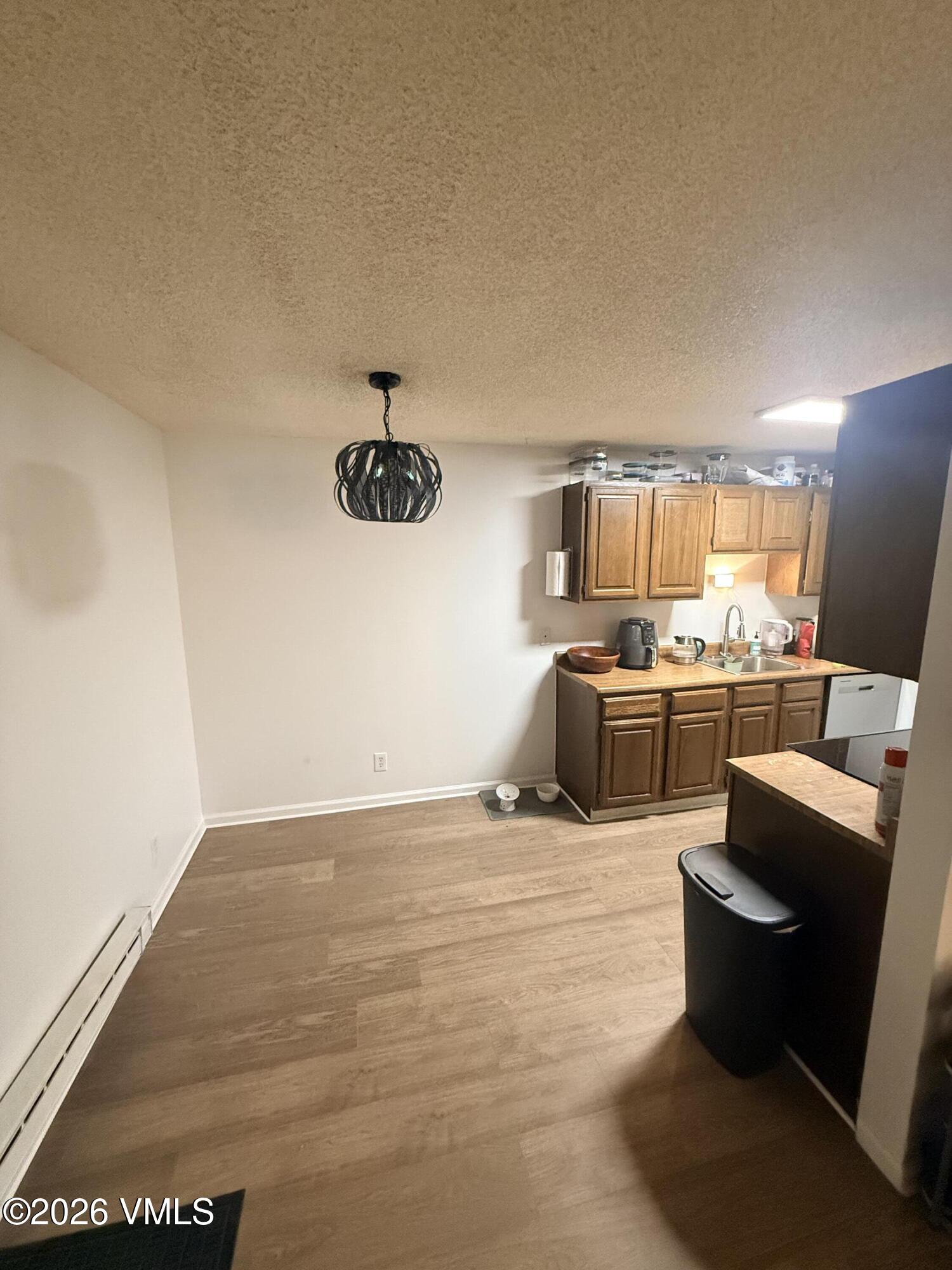 1061 W Beaver Creek Boulevard # I102 Property Photo 4