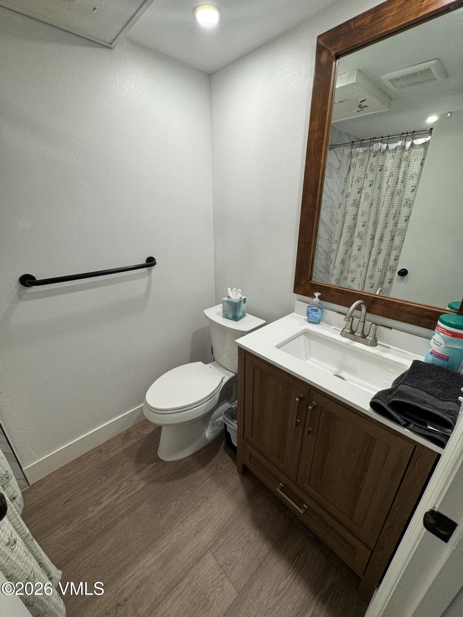 1061 W Beaver Creek Boulevard # I102 Property Photo 10
