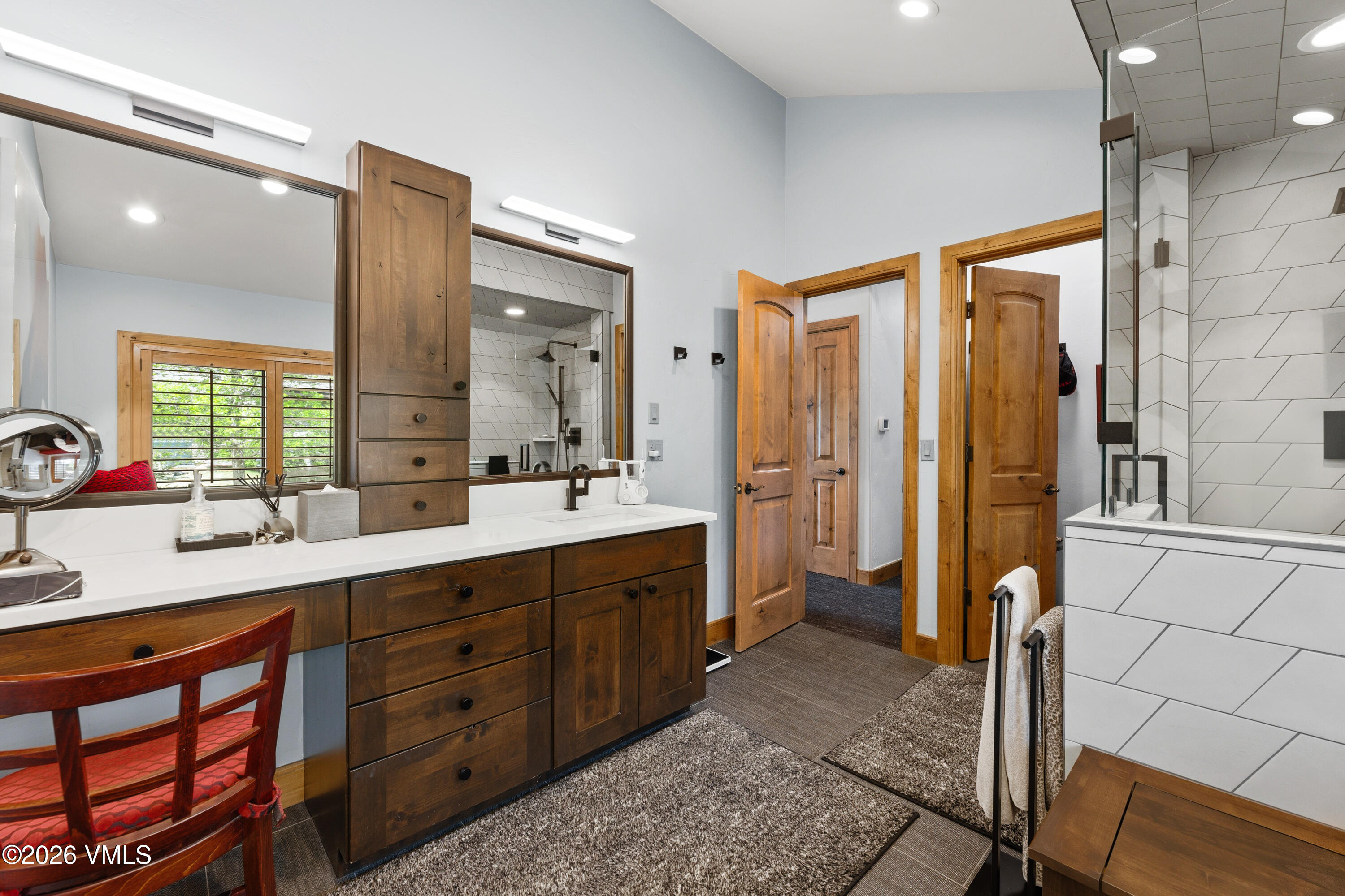 22 Hollis Lane Property Photo 21