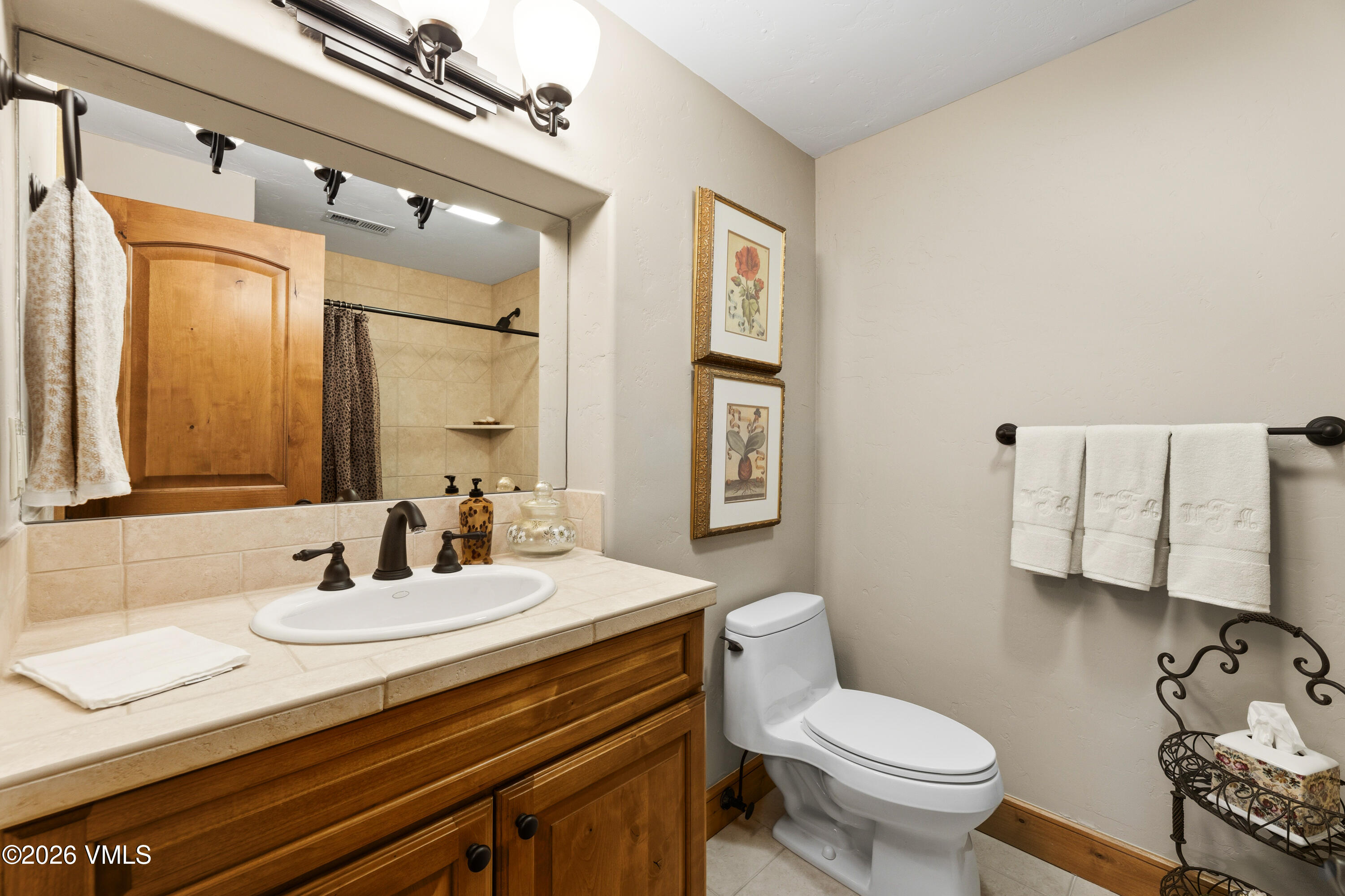 22 Hollis Lane Property Photo 35