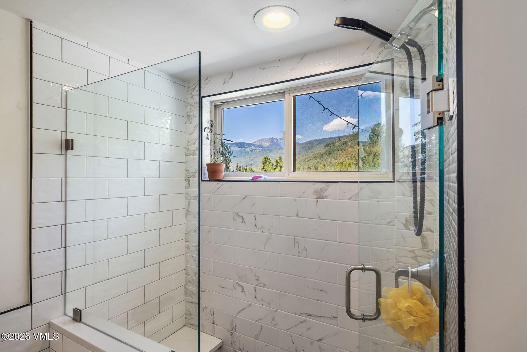 5024 Main Gore Drive B3 Property Photo 7