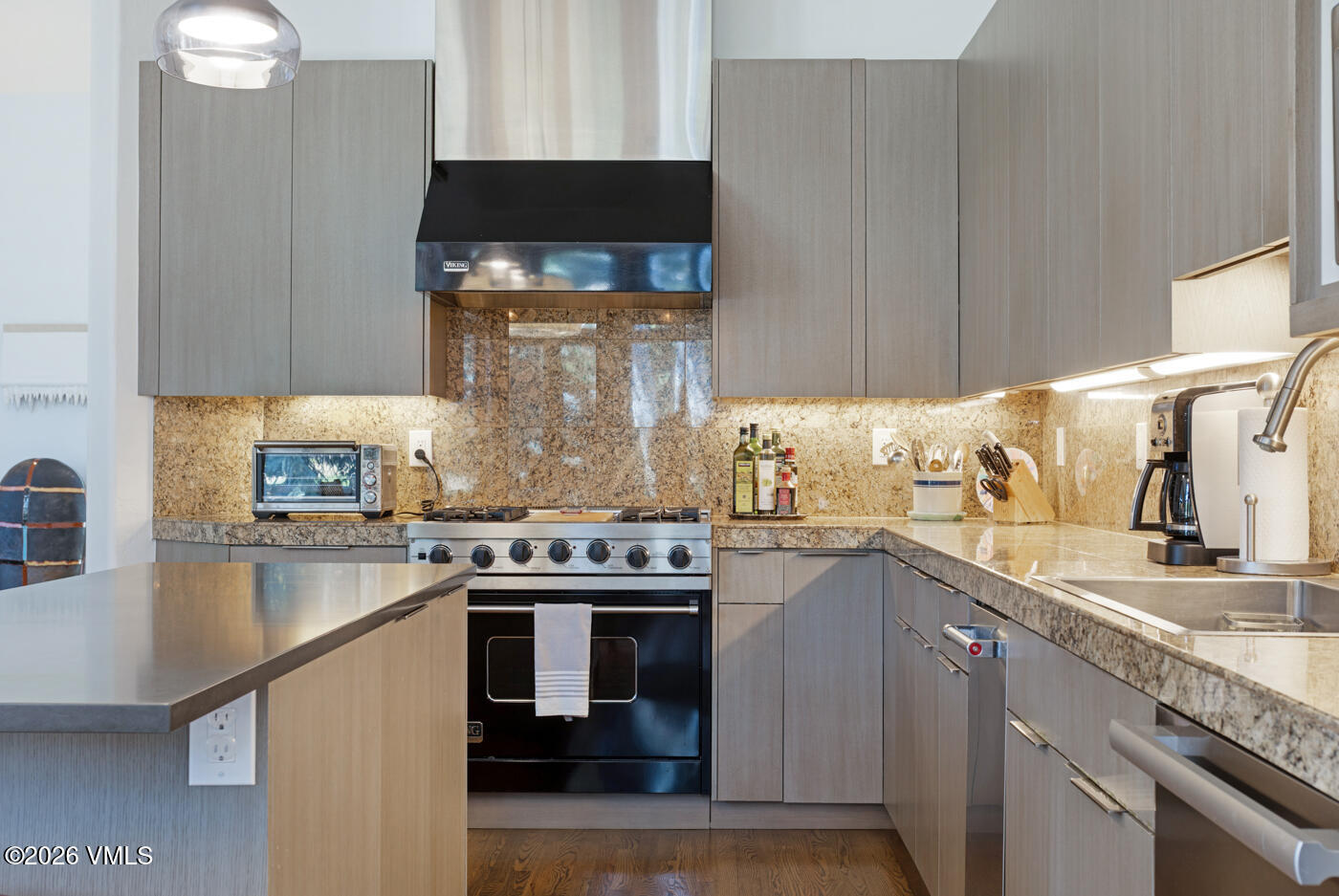 24 Mccoy Creek Drive # B Property Photo 10