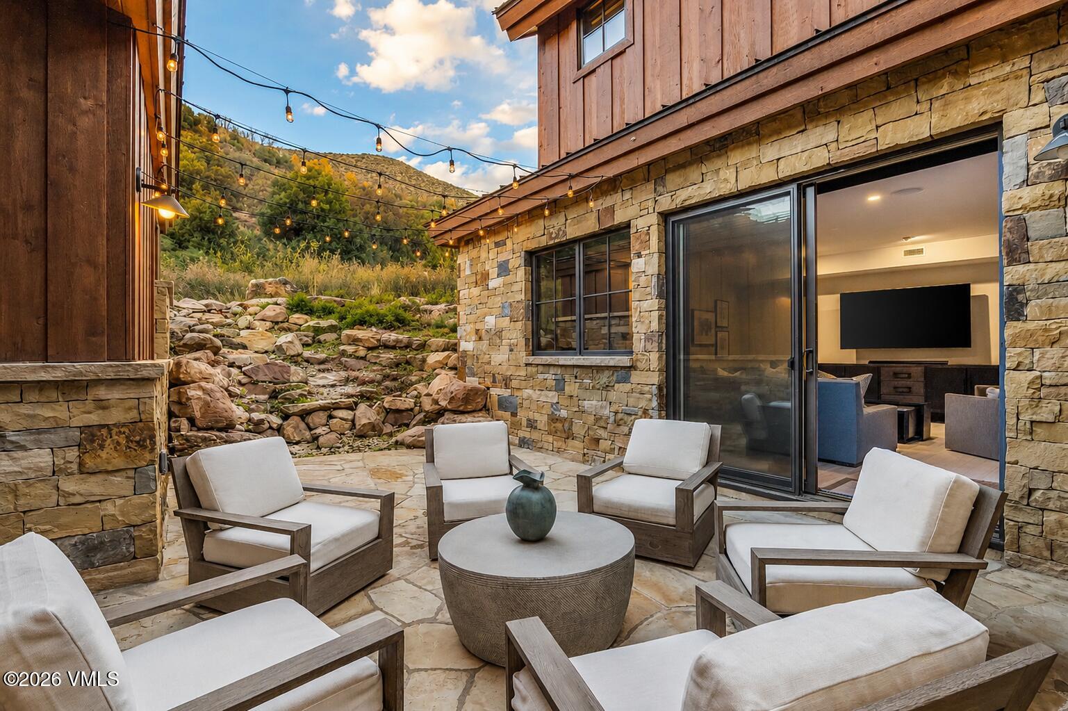 1855 Beard Creek Trail Property Photo 12