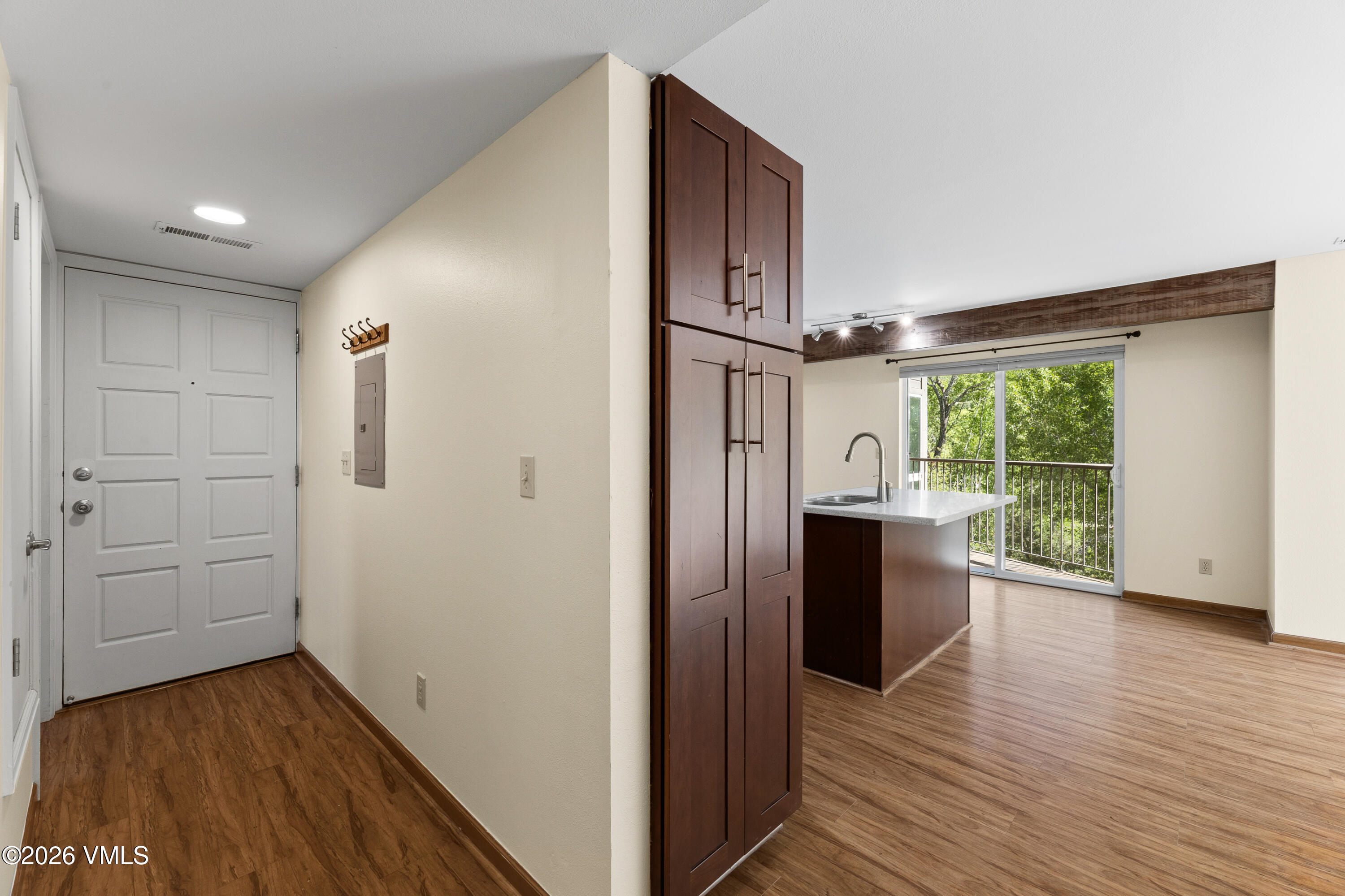 971 W Beaver Creek Boulevard Apt B4 Property Photo 17