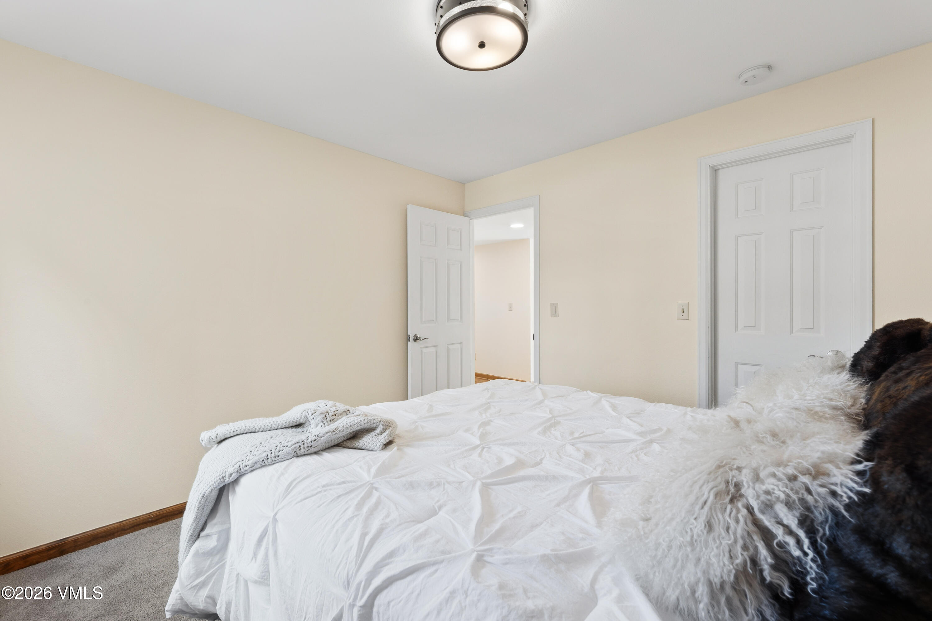 971 W Beaver Creek Boulevard Apt B4 Property Photo 22