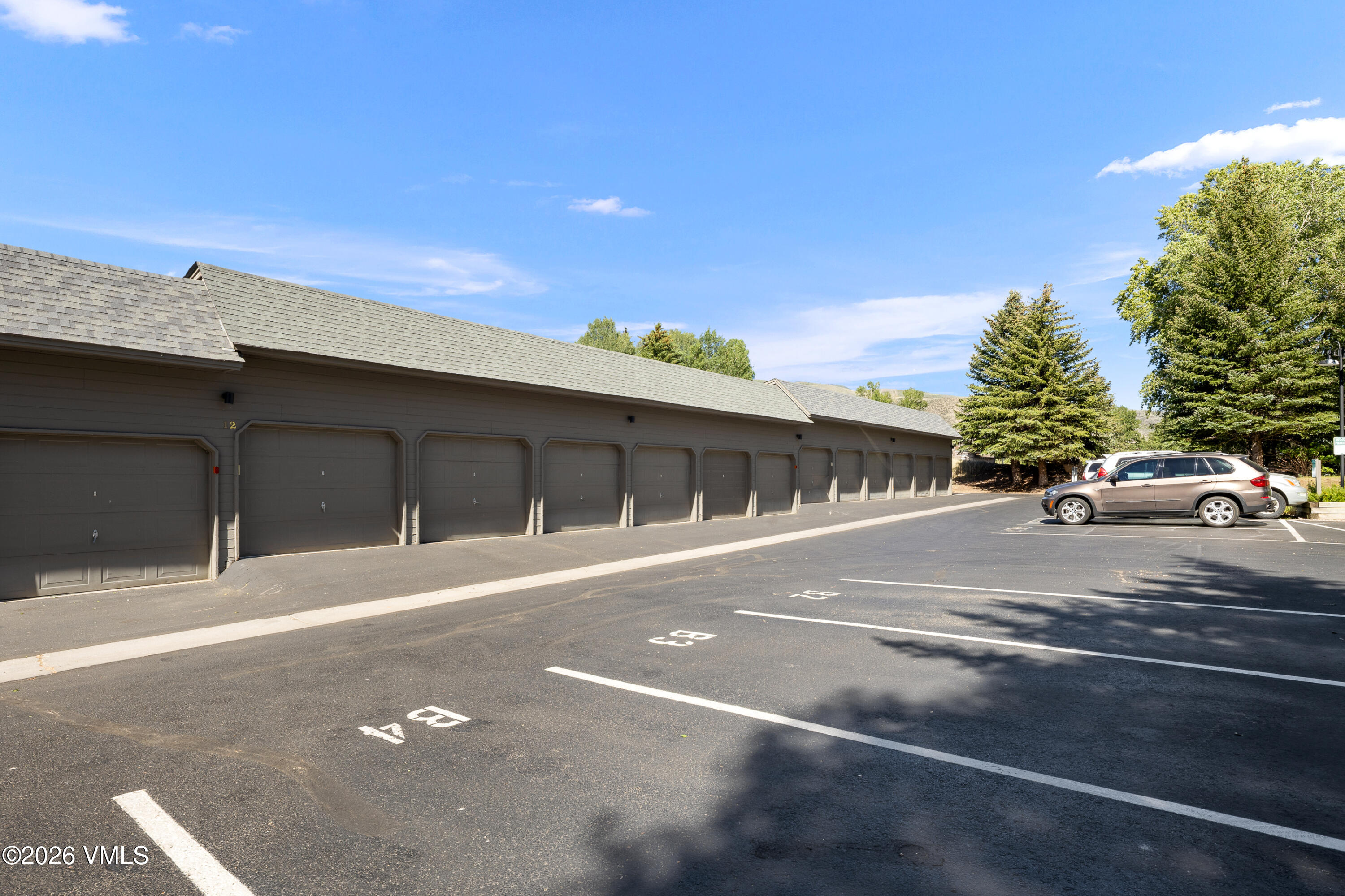 971 W Beaver Creek Boulevard Apt B4 Property Photo 34