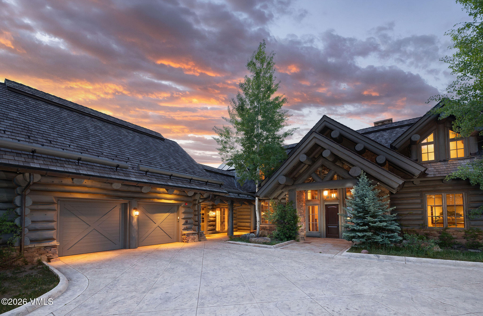 1211 Daybreak Ridge Road Property Photo 4