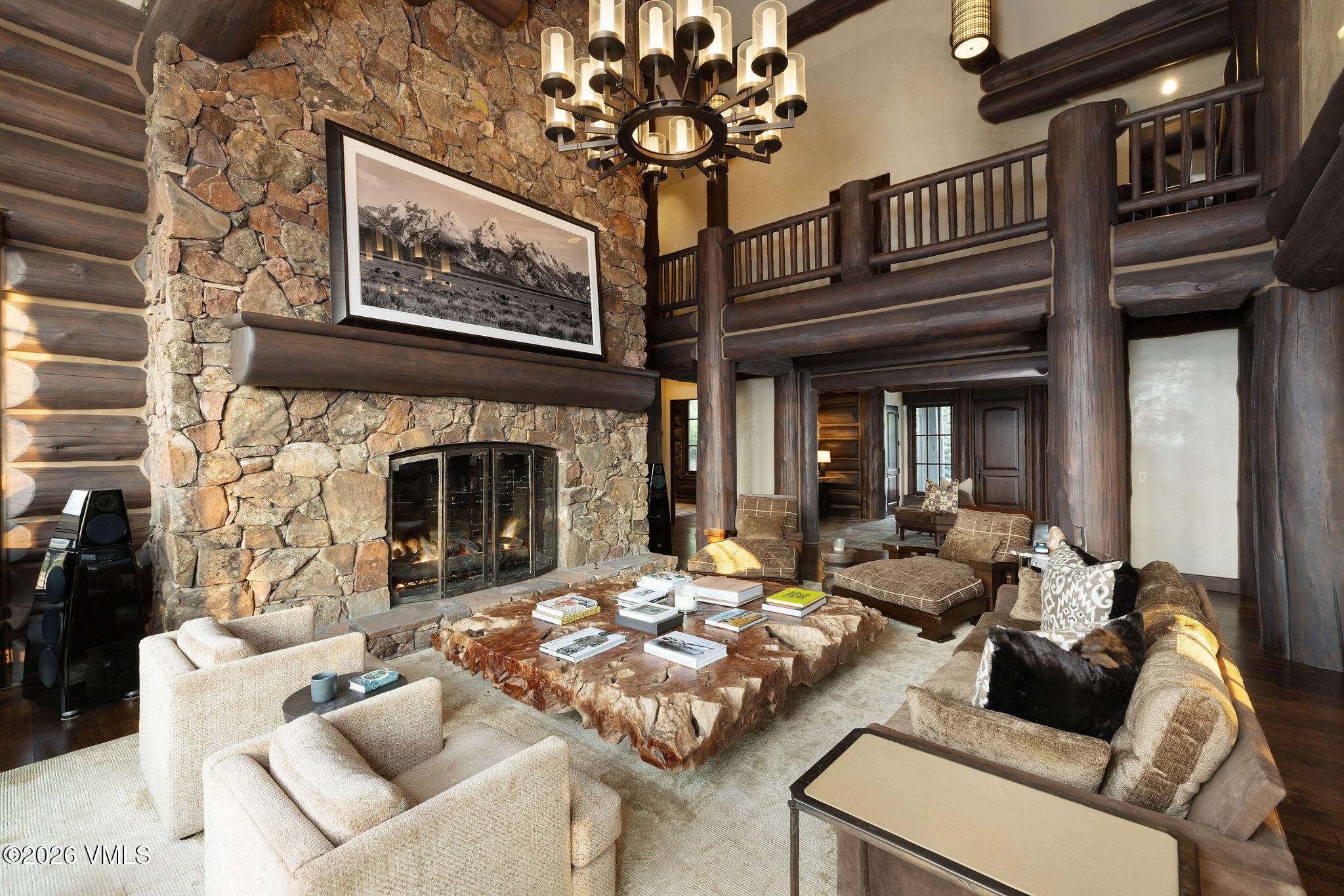 1211 Daybreak Ridge Road Property Photo 8
