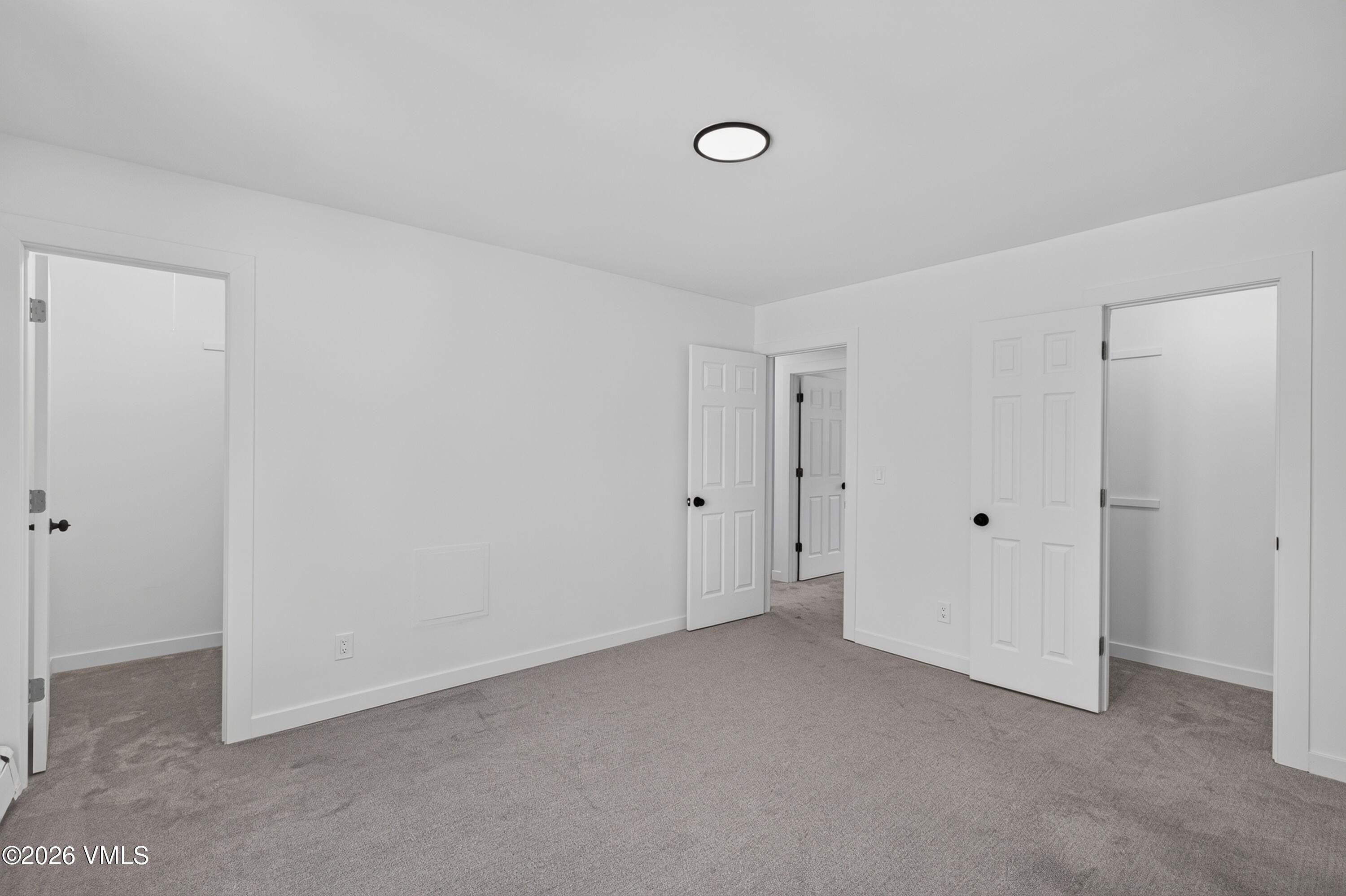 2195 Chamonix Lane 8 Property Photo 10