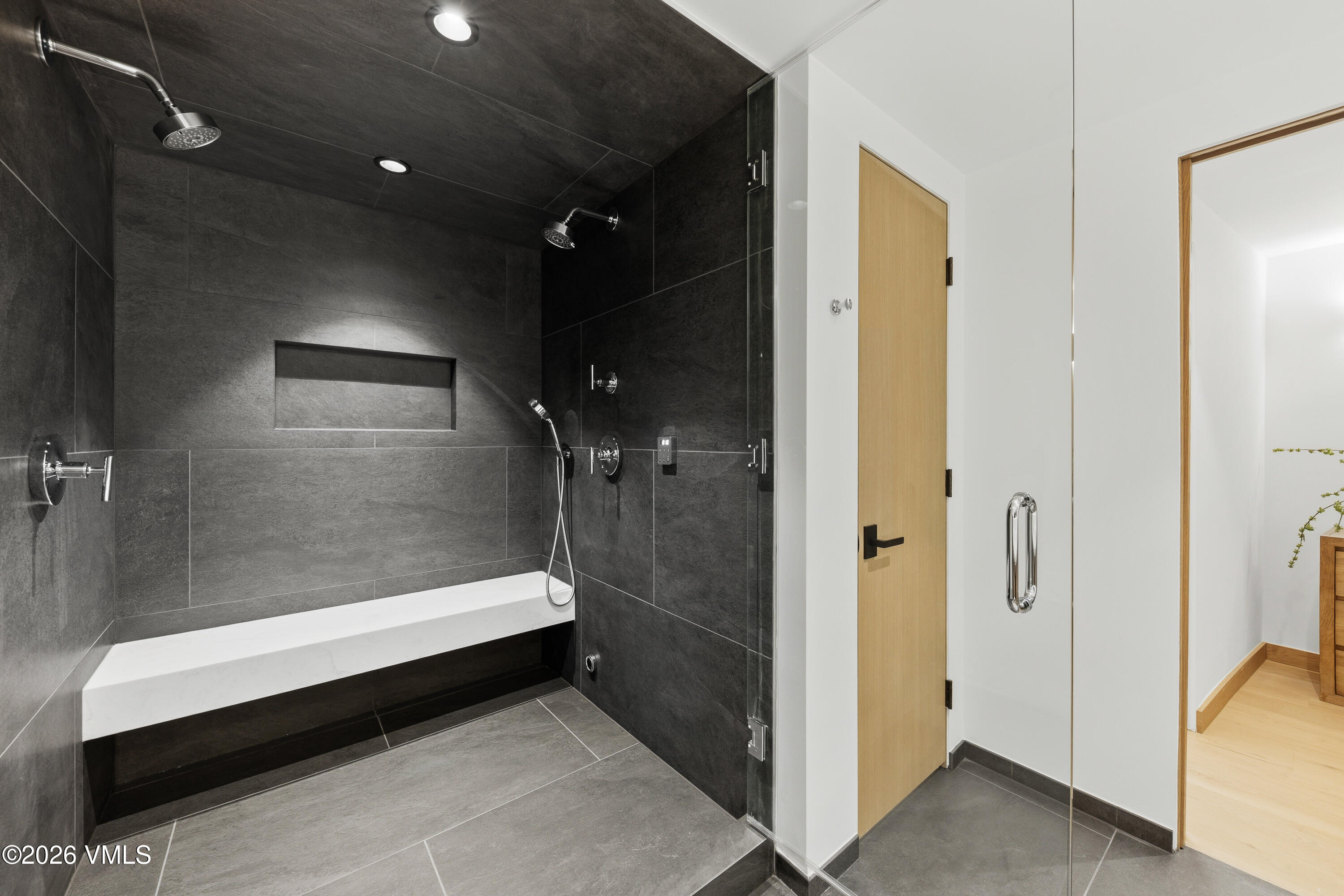 137 Benchmark Road 214-w Property Photo 11