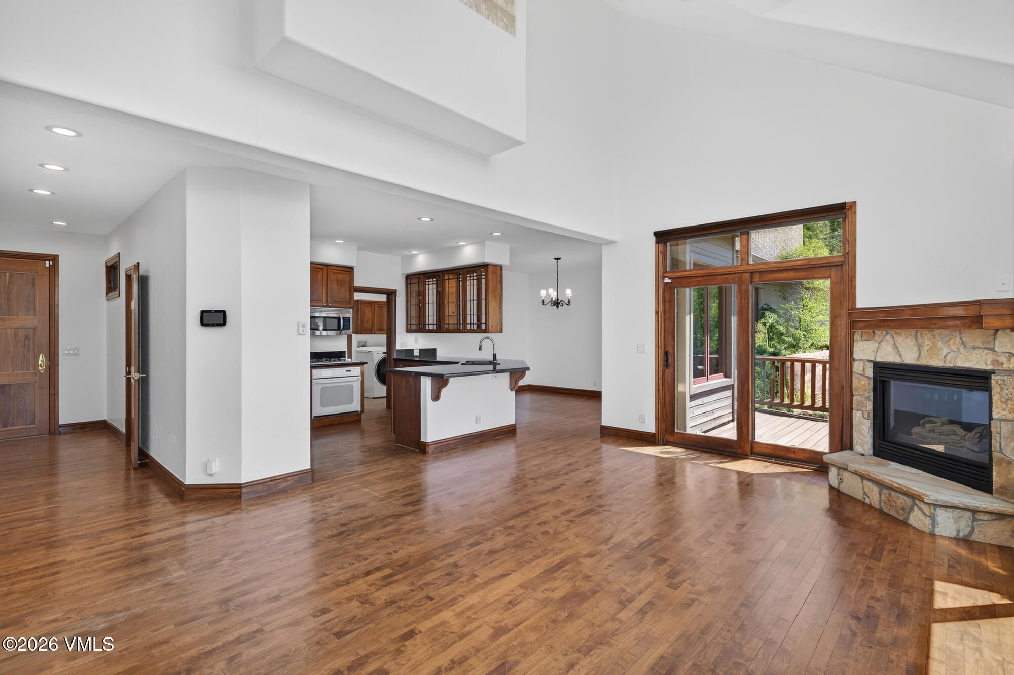 3121 Wildridge Road #b Property Photo 8