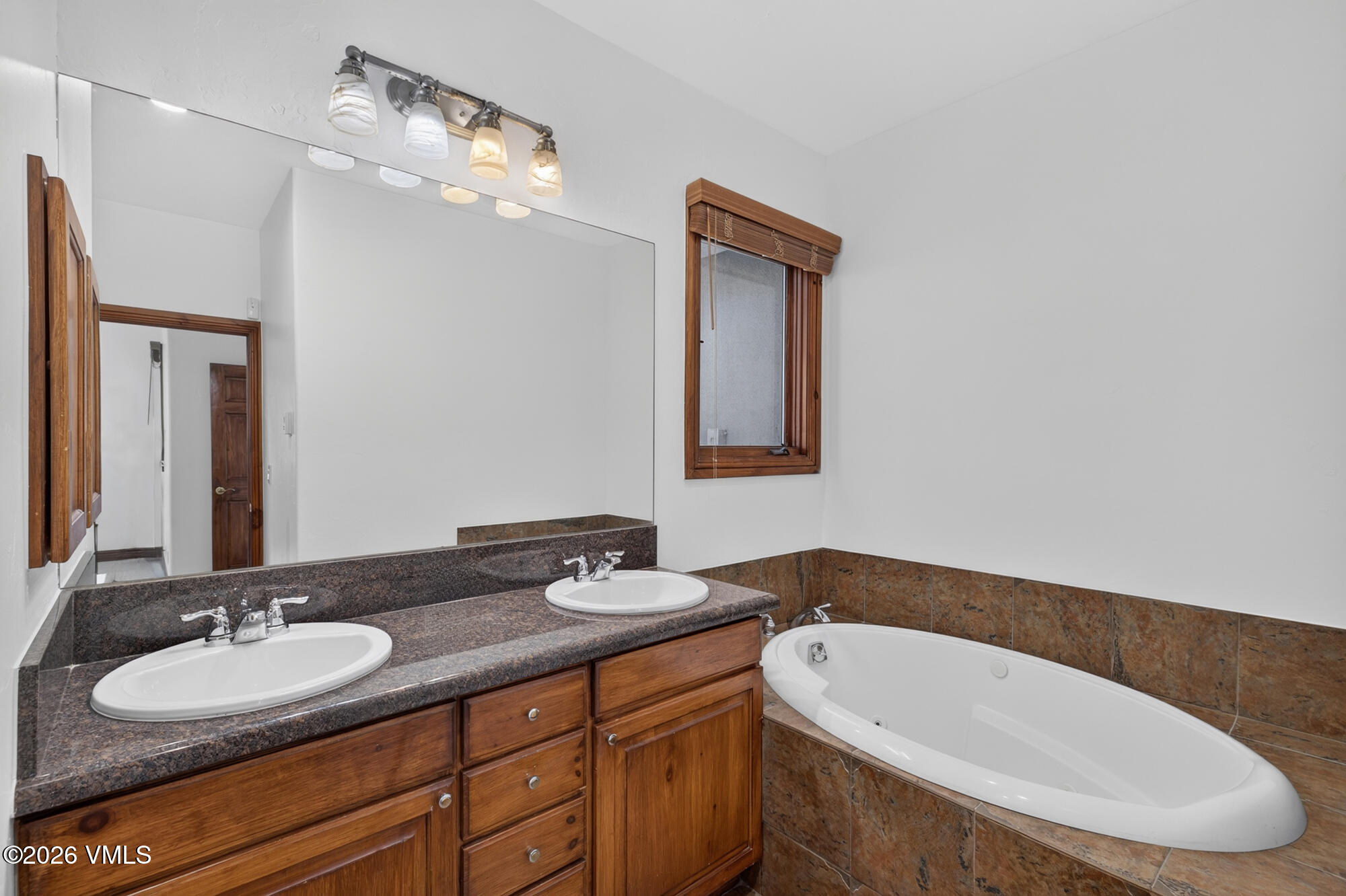 3121 Wildridge Road #b Property Photo 36