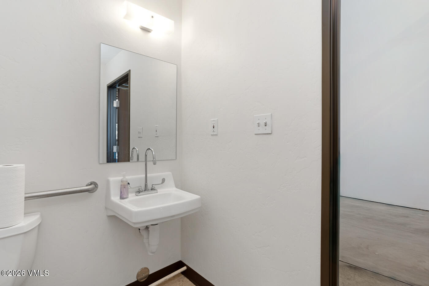 770 Lindbergh Drive # 601 Property Photo 7