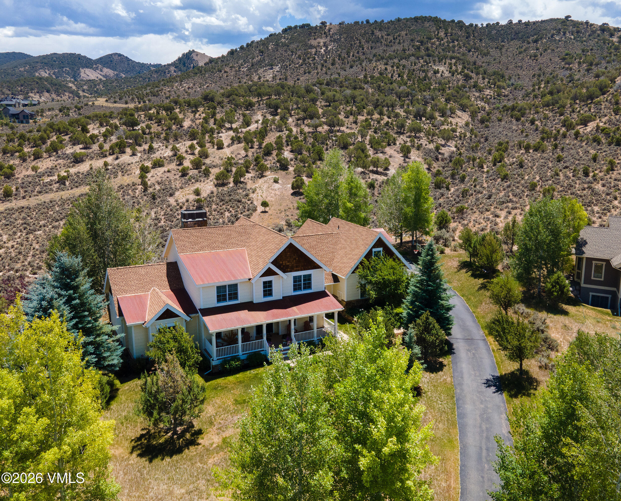 390 Harrier Circle Property Photo 2