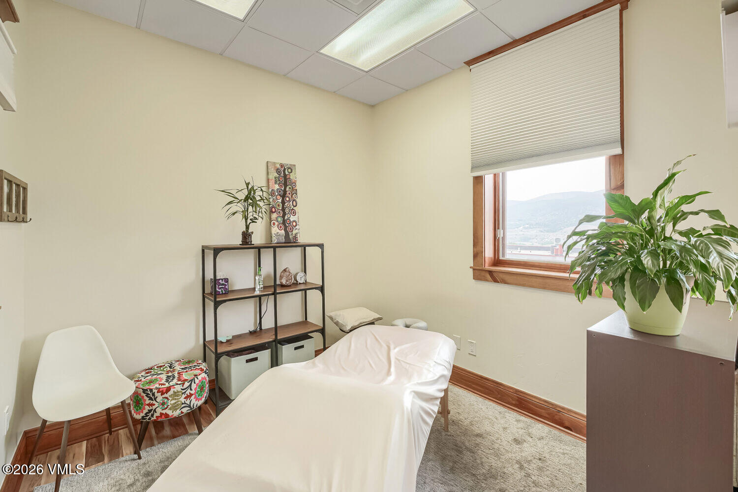 210 Edwards Village Boulevard D-207 Property Photo 8